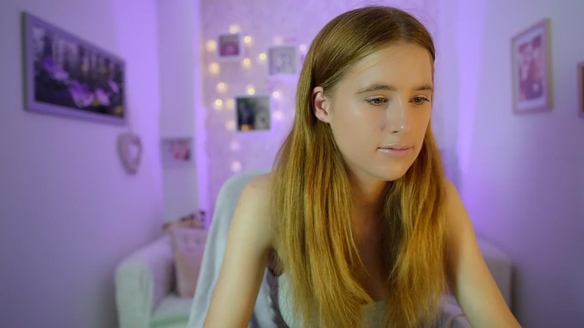 Gallery image thumbnail from Monika_Dee's myfreecams stream on, 07/15/2024, 13:07 image 10 of 20