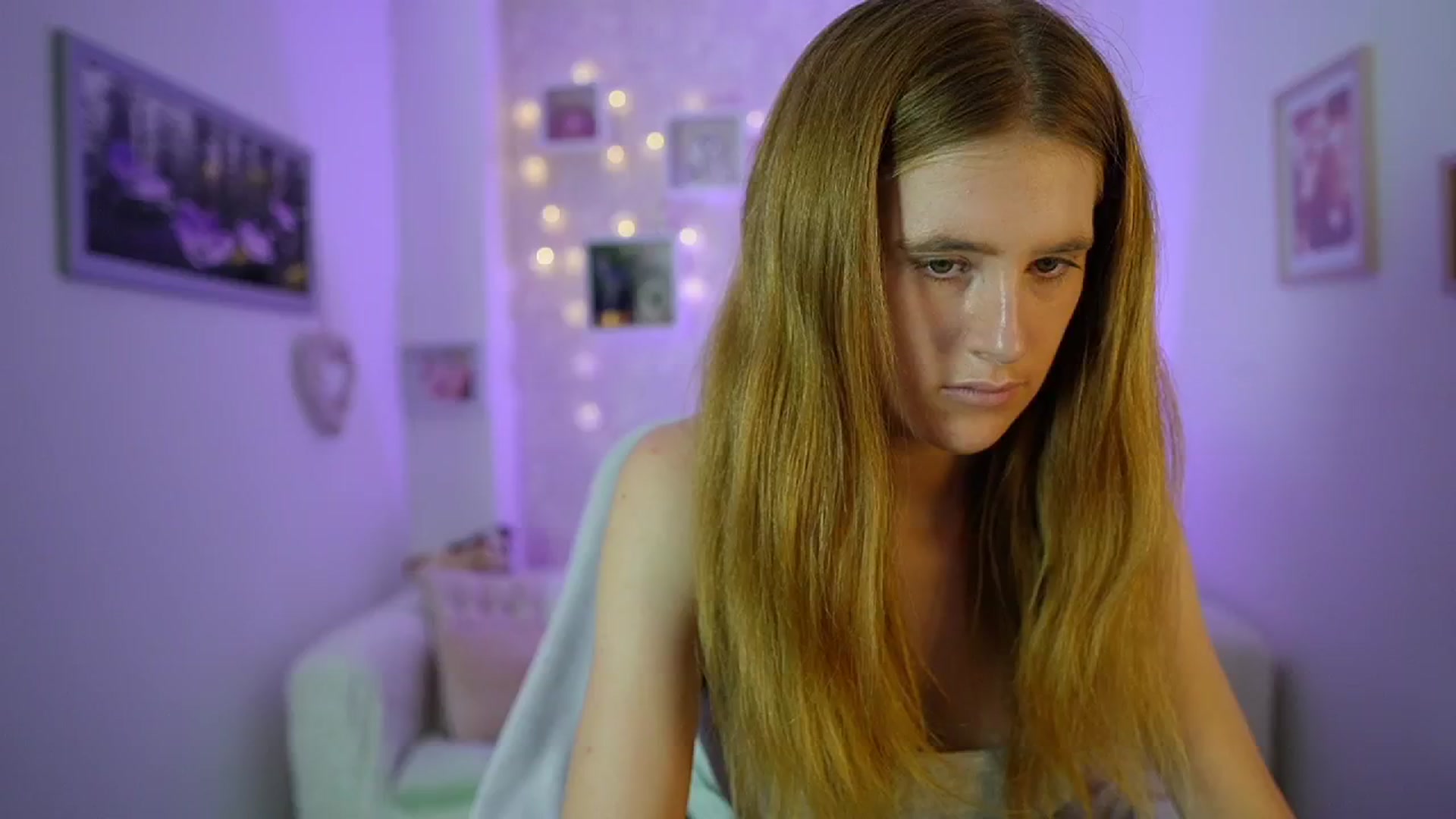 Gallery image thumbnail from Monika_Dee's myfreecams stream on, 07/15/2024, 15:41 image 7 of 20
