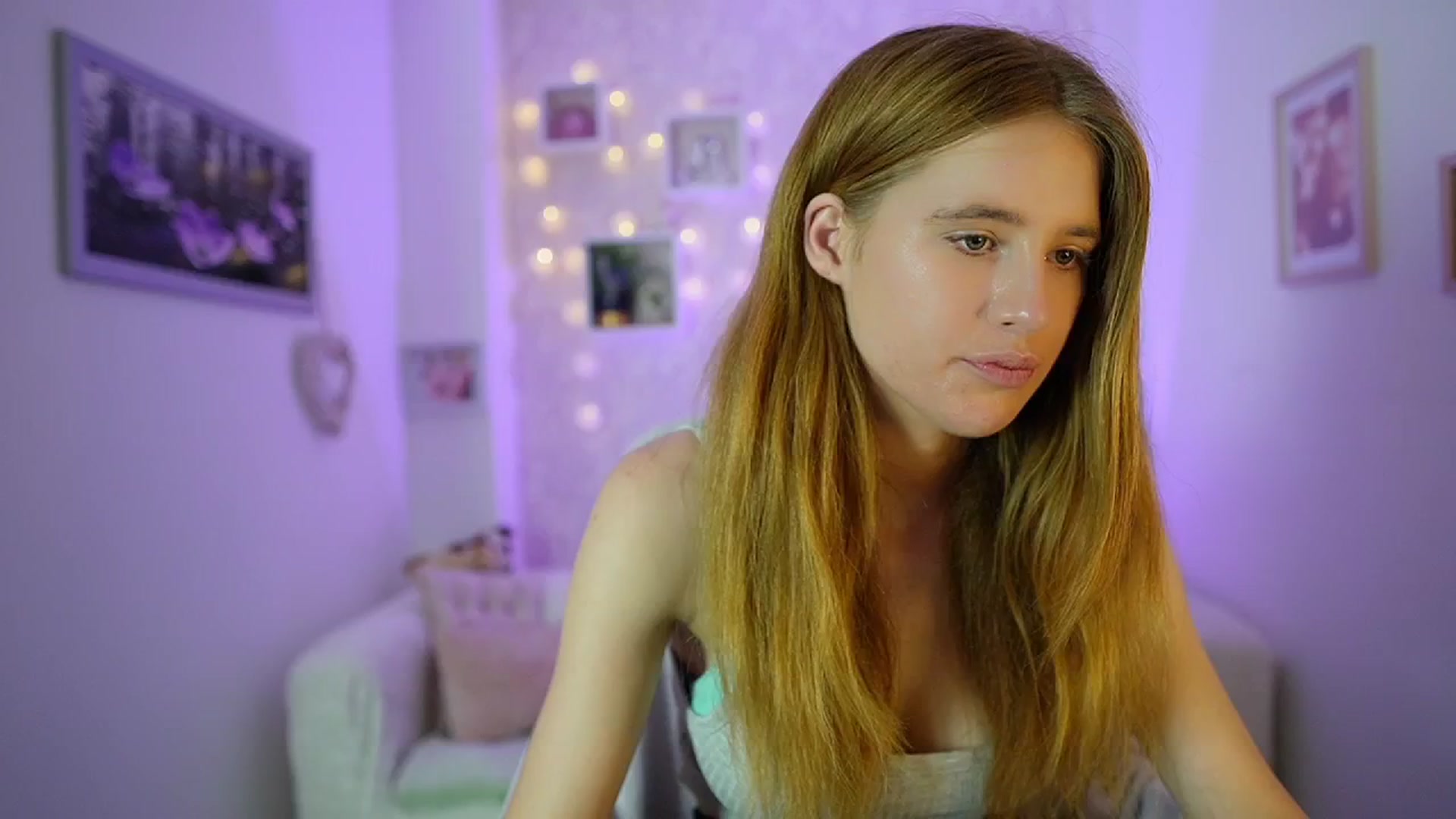 Gallery image thumbnail from Monika_Dee's myfreecams stream on, 07/15/2024, 15:41 image 18 of 20