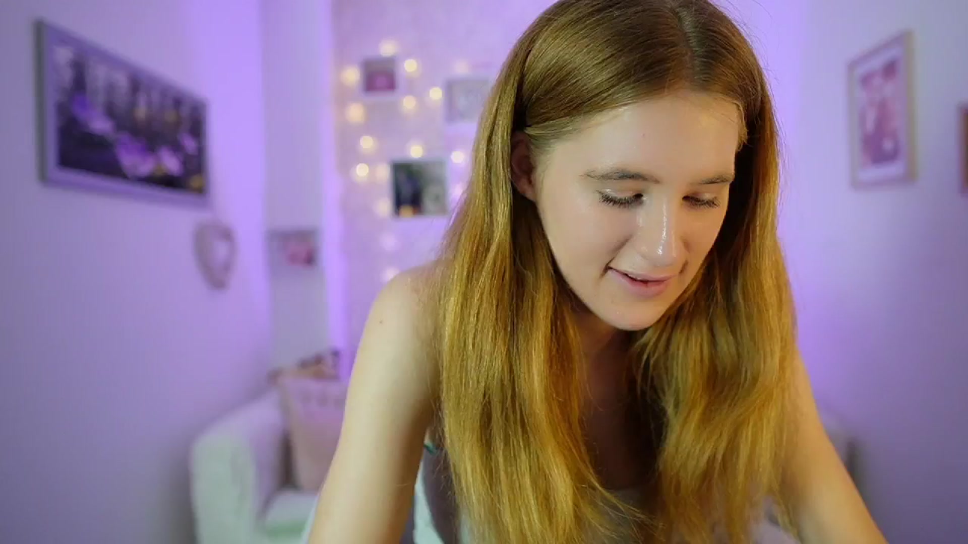 Gallery image thumbnail from Monika_Dee's myfreecams stream on, 07/15/2024, 17:15 image 2 of 20