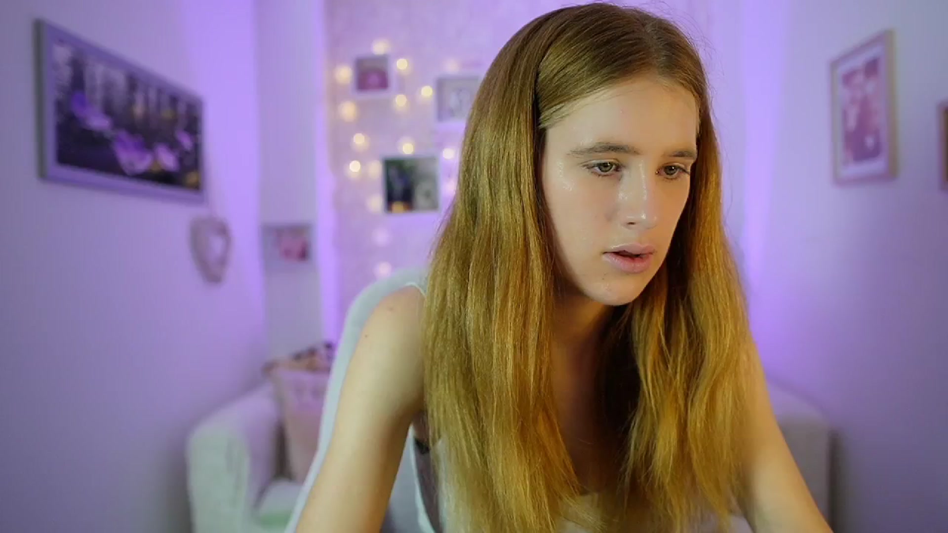 Gallery image thumbnail from Monika_Dee's myfreecams stream on, 07/15/2024, 17:15 image 18 of 20