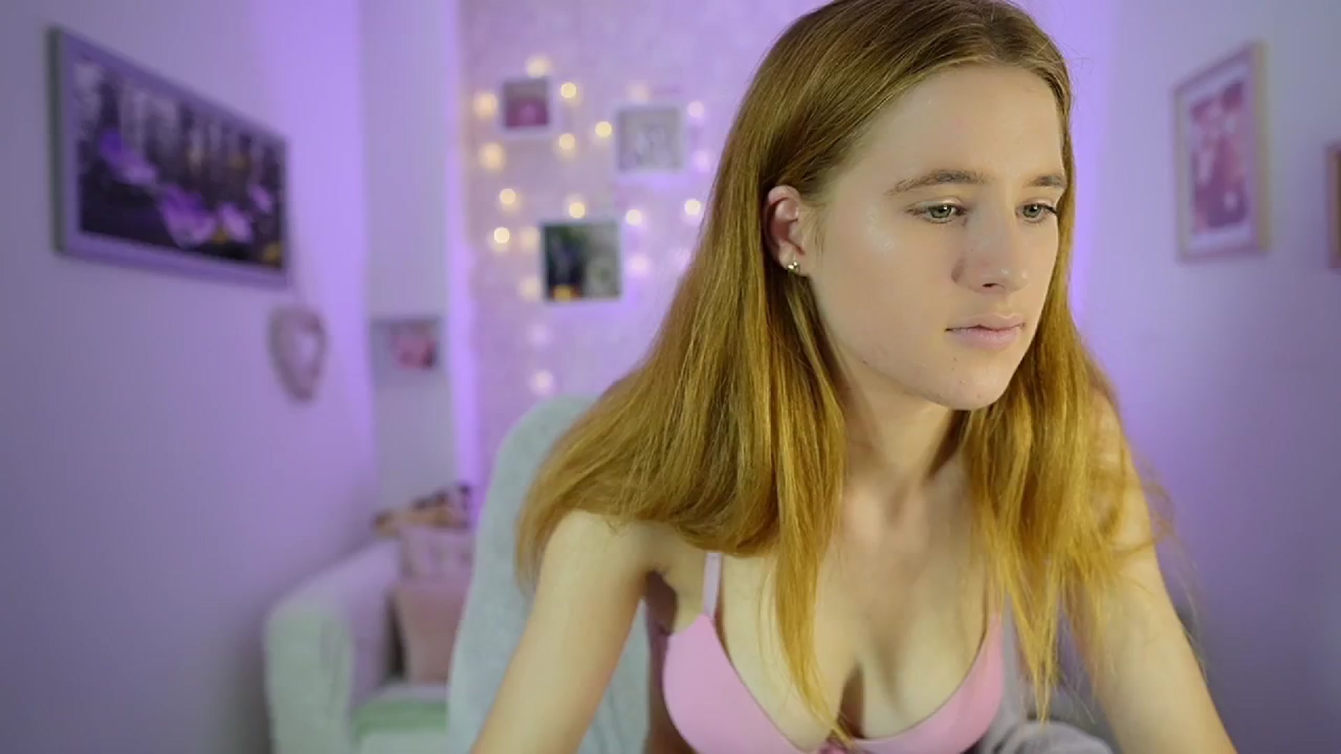 Gallery image thumbnail from Monika_Dee's myfreecams stream on, 07/16/2024, 12:56 image 17 of 20