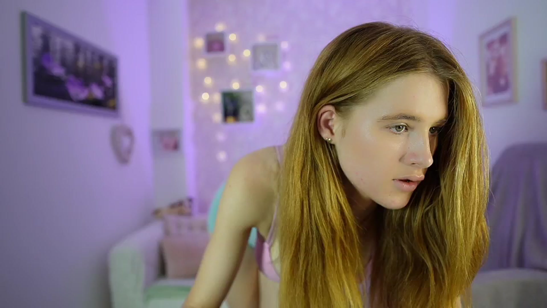 Gallery image thumbnail from Monika_Dee's myfreecams stream on, 07/16/2024, 14:55 image 17 of 20