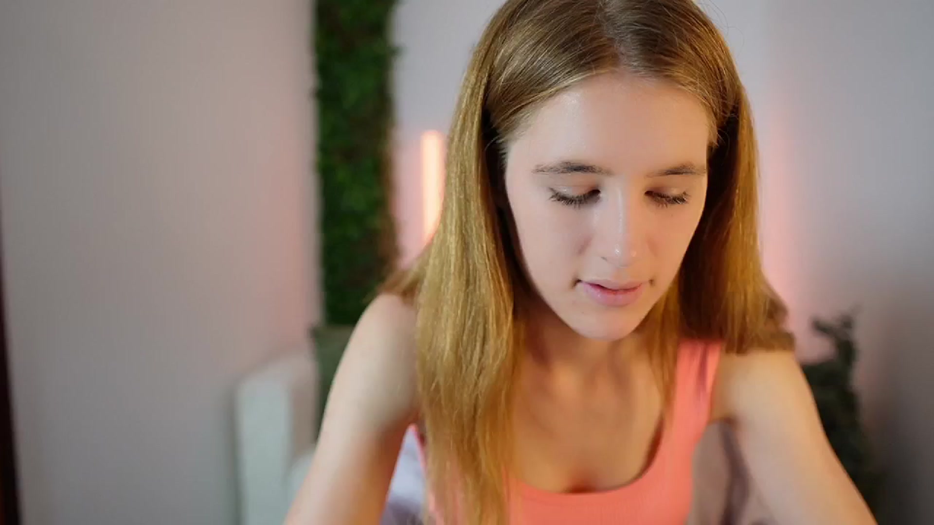 Gallery image thumbnail from Monika_Dee's myfreecams stream on, 07/22/2024, 15:37 image 3 of 20