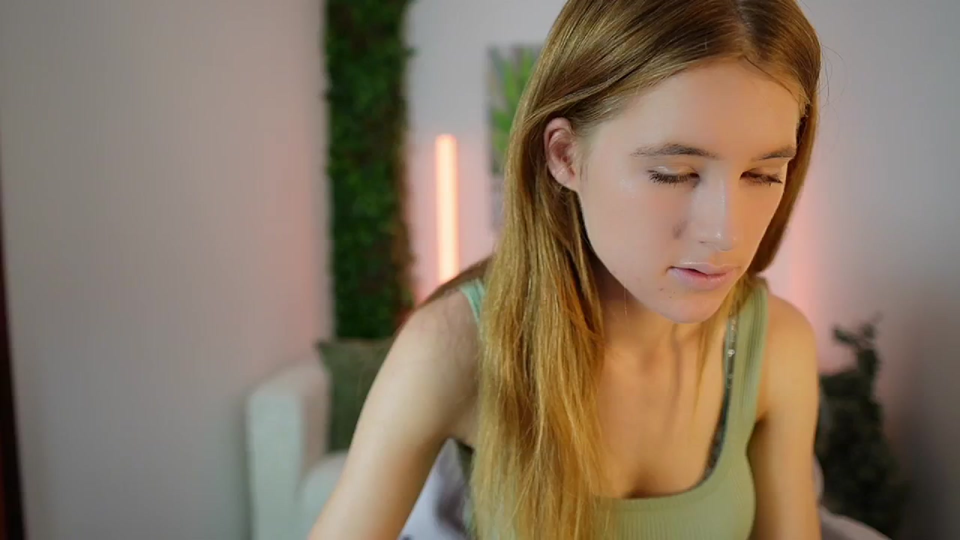 Gallery image thumbnail from Monika_Dee's myfreecams stream on, 07/23/2024, 13:01 image 2 of 20
