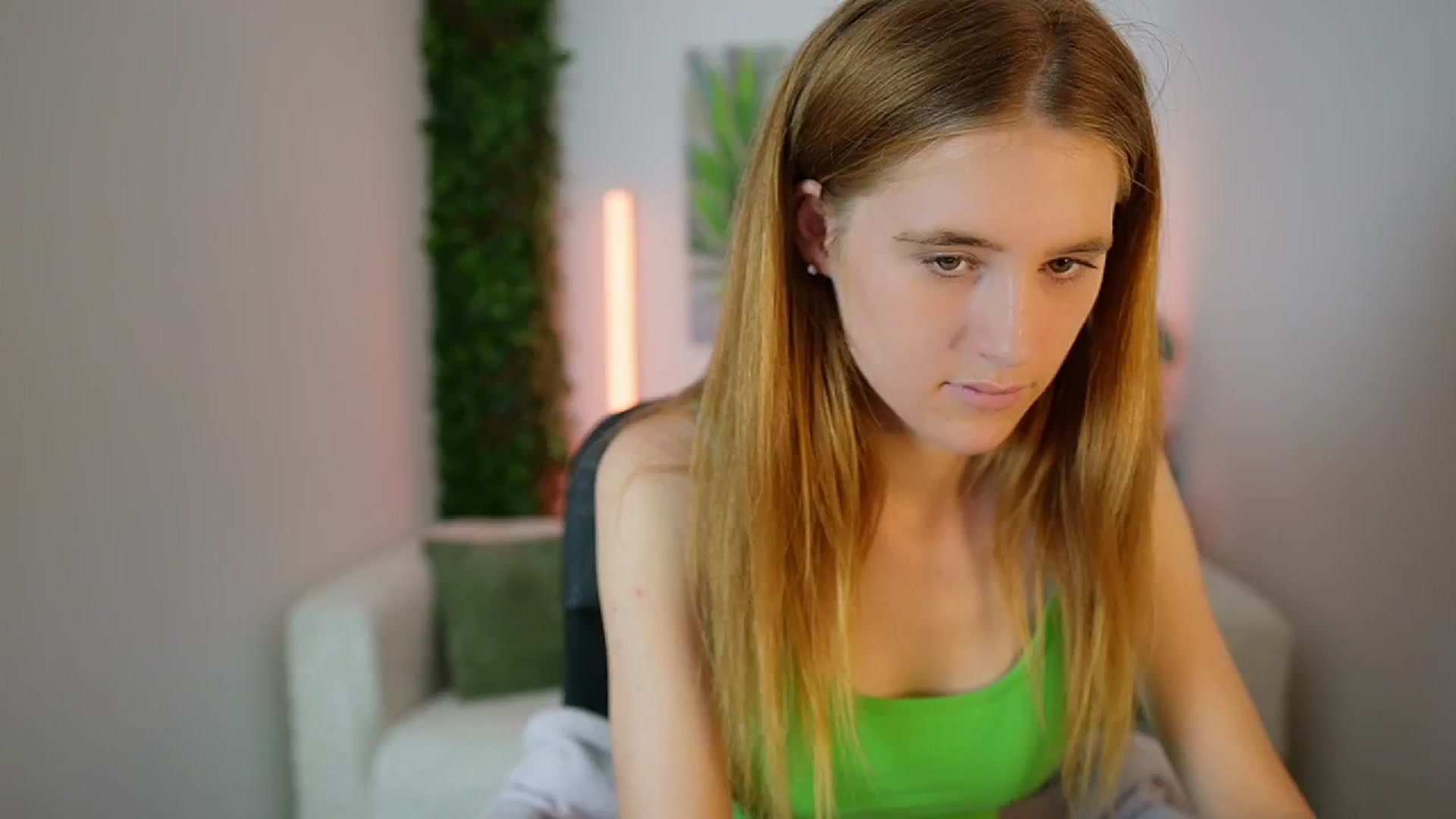 Gallery image thumbnail from Monika_Dee's myfreecams stream on, 07/26/2024, 16:33 image 2 of 20