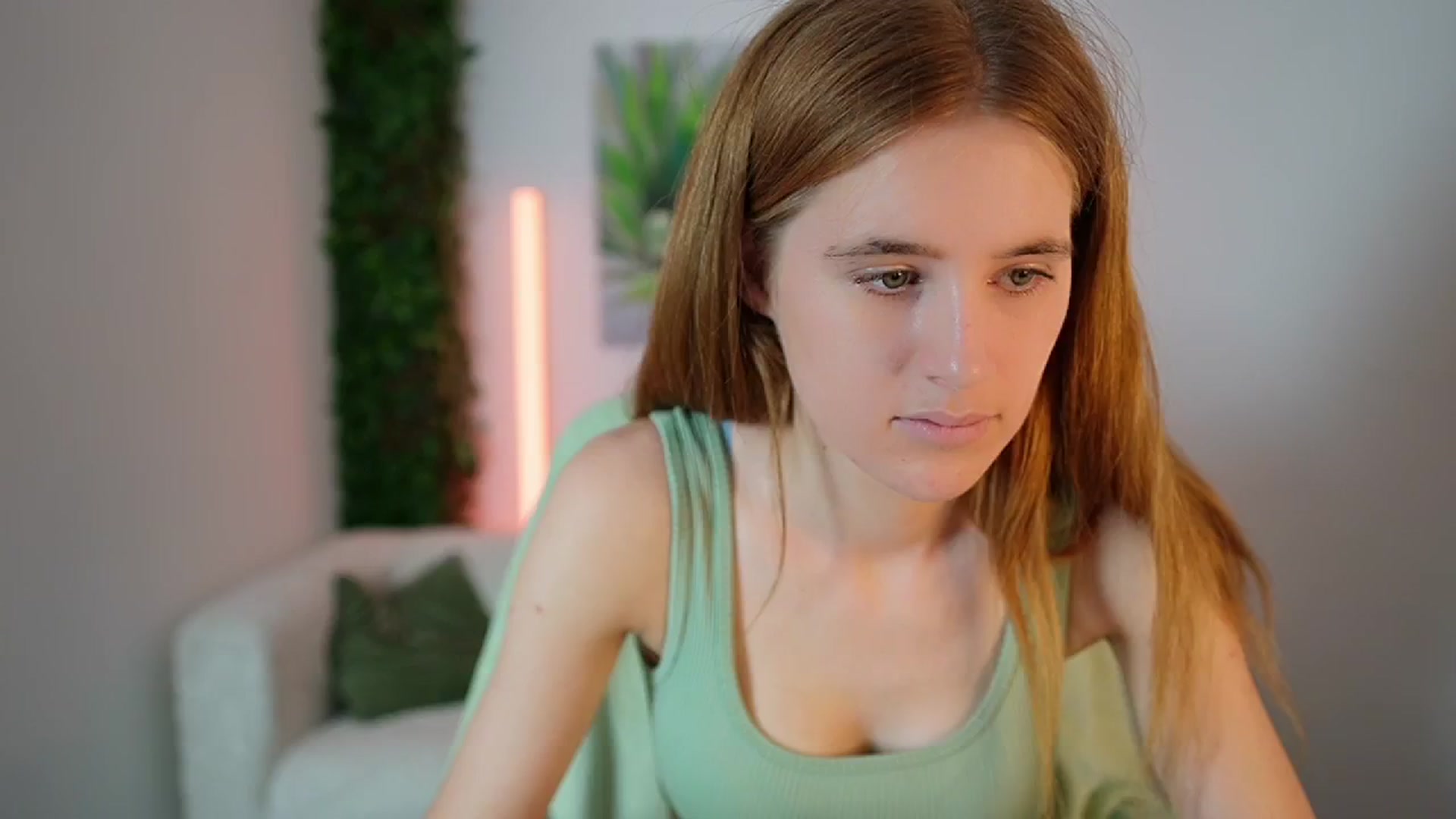 Gallery image thumbnail from Monika_Dee's myfreecams stream on, 07/29/2024, 13:31 image 14 of 20