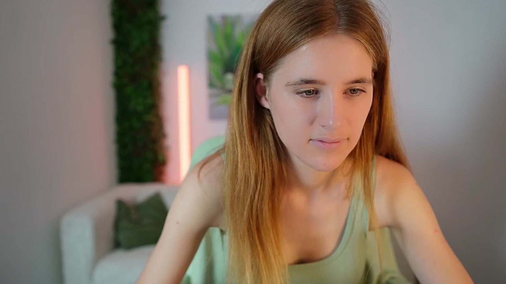 Gallery image thumbnail from Monika_Dee's myfreecams stream on, 07/29/2024, 13:31 image 5 of 20