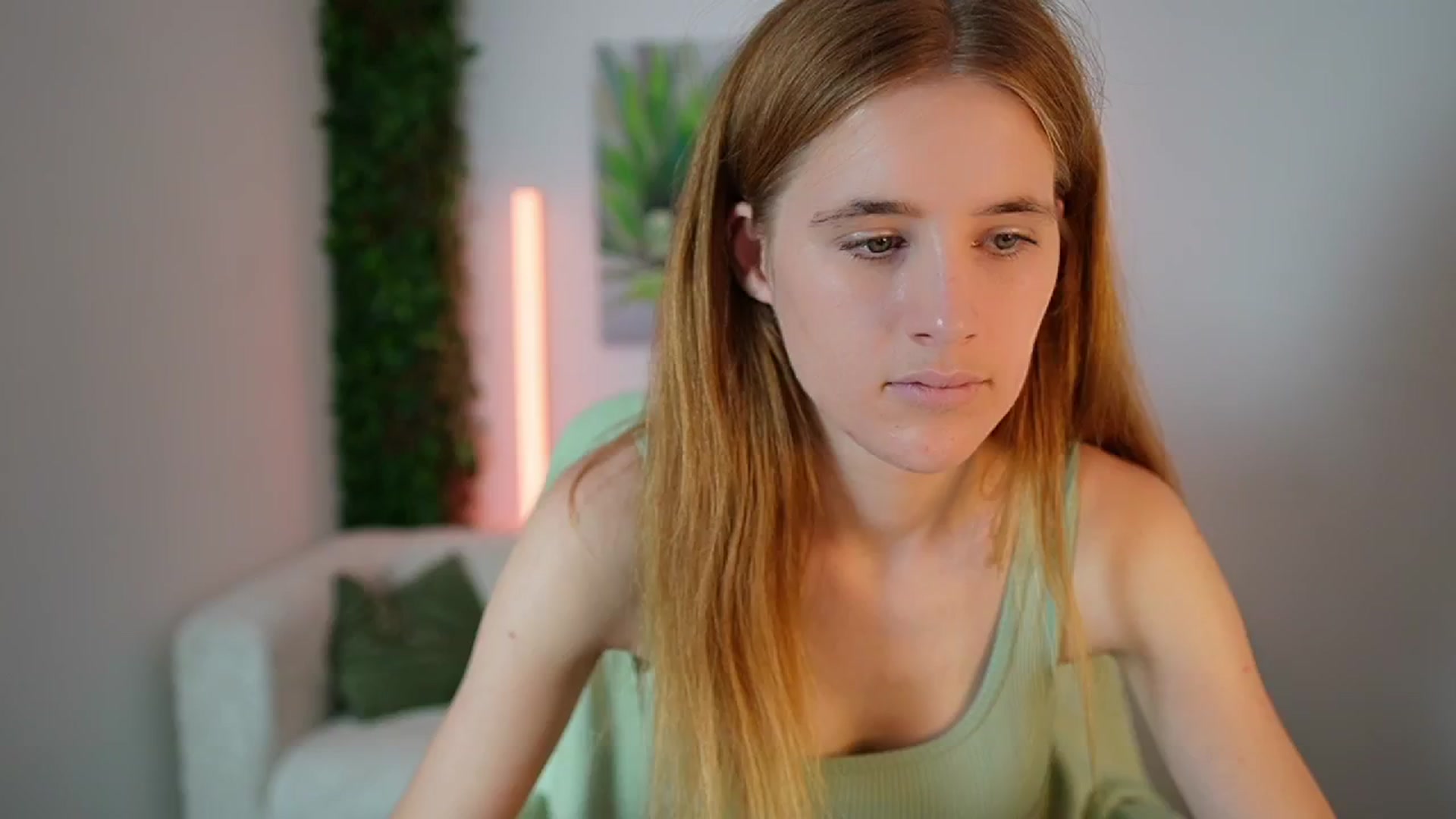 Gallery image thumbnail from Monika_Dee's myfreecams stream on, 07/29/2024, 13:31 image 3 of 20