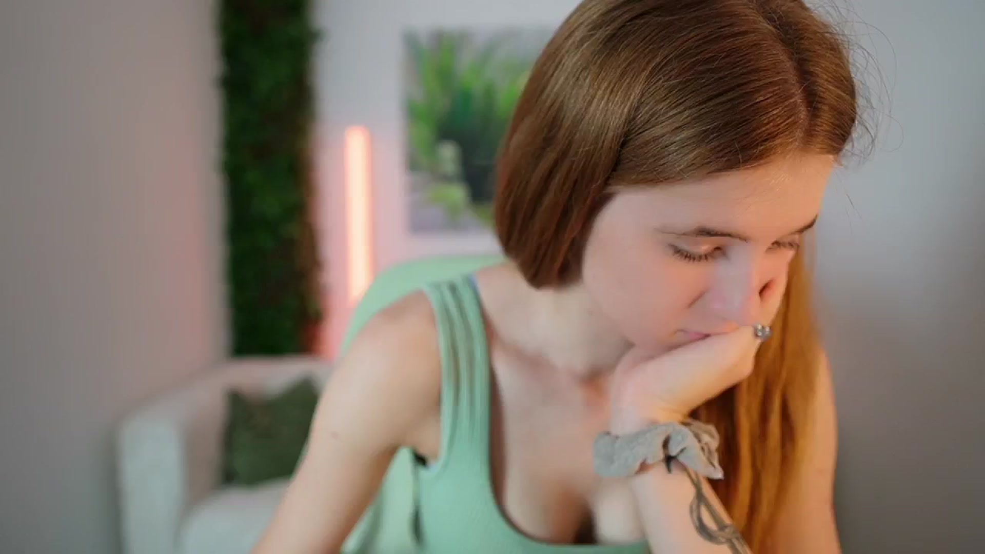 Gallery image thumbnail from Monika_Dee's myfreecams stream on, 07/29/2024, 14:48 image 4 of 20