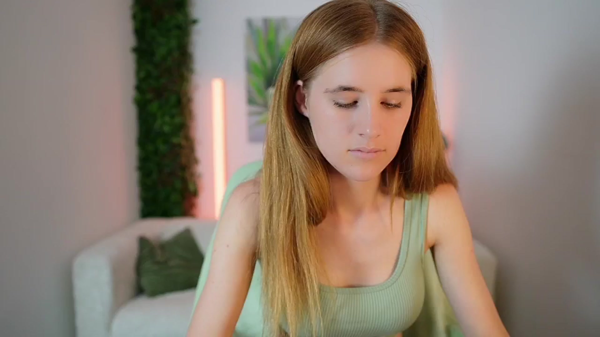 Gallery image thumbnail from Monika_Dee's myfreecams stream on, 07/29/2024, 16:30 image 11 of 20