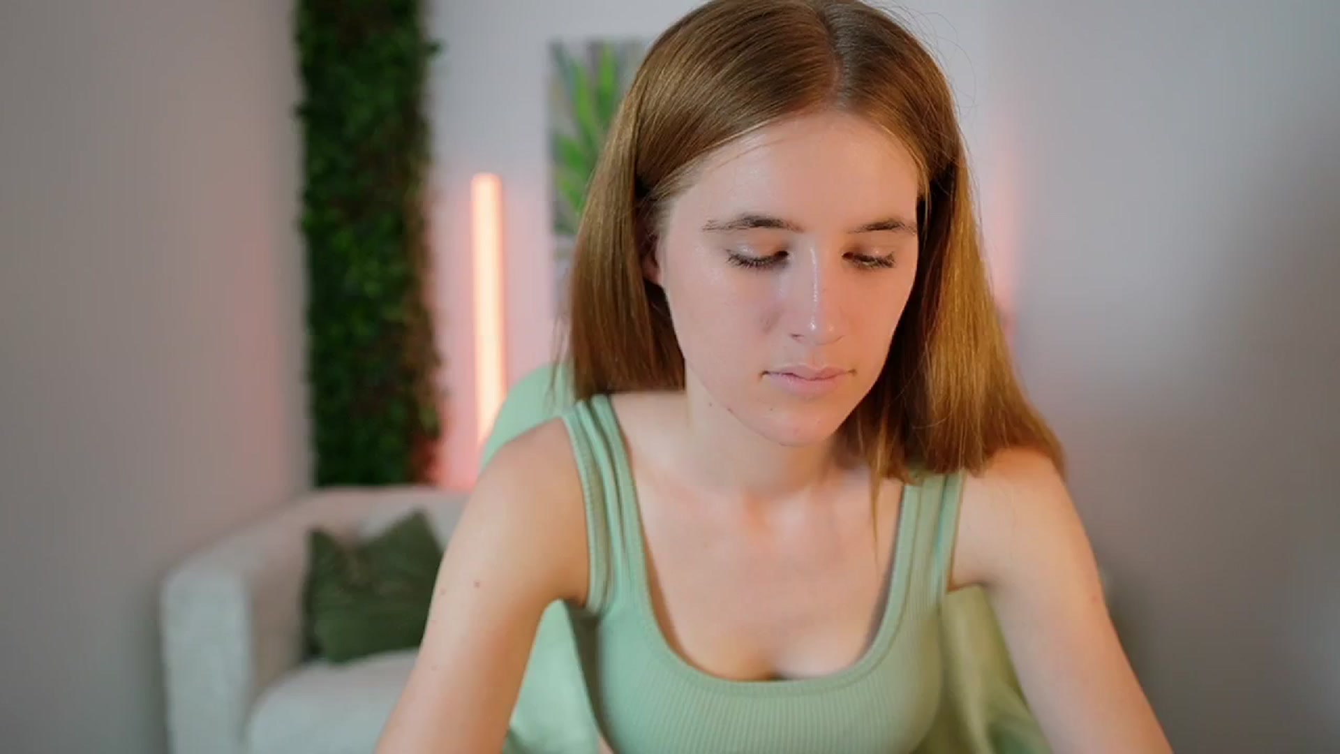 Gallery image thumbnail from Monika_Dee's myfreecams stream on, 07/29/2024, 16:30 image 12 of 20