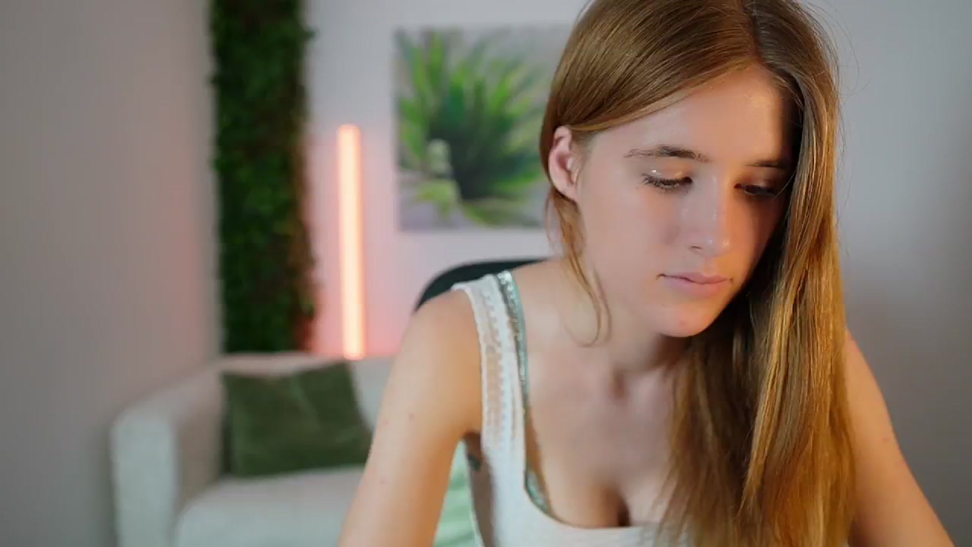 Gallery image thumbnail from Monika_Dee's myfreecams stream on, 07/30/2024, 17:27 image 5 of 20