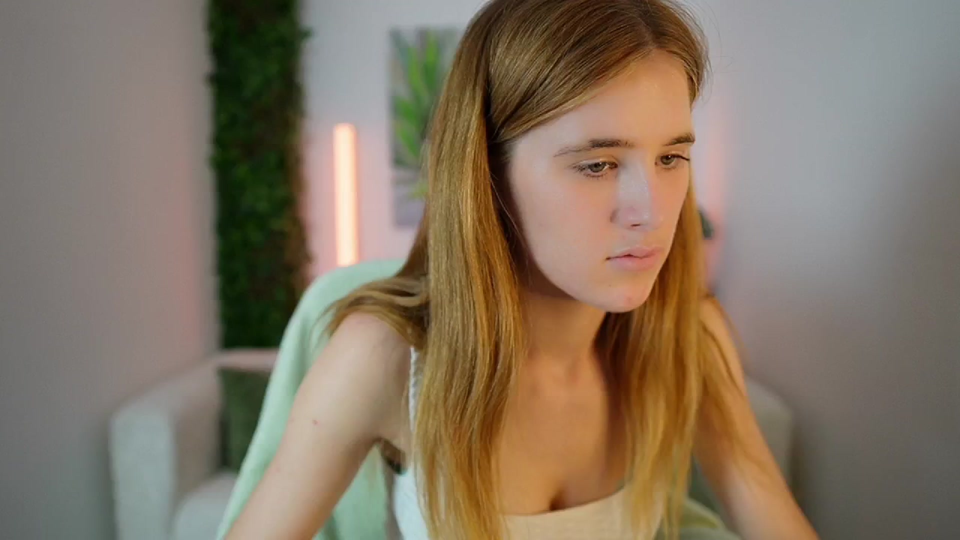 Gallery image thumbnail from Monika_Dee's myfreecams stream on, 07/30/2024, 17:27 image 6 of 20