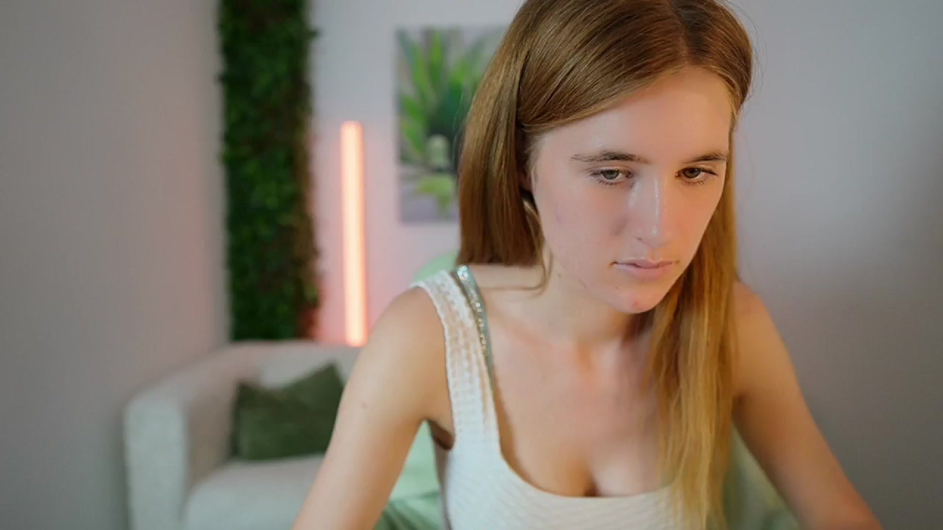 Gallery image thumbnail from Monika_Dee's myfreecams stream on, 07/30/2024, 18:59 image 11 of 20