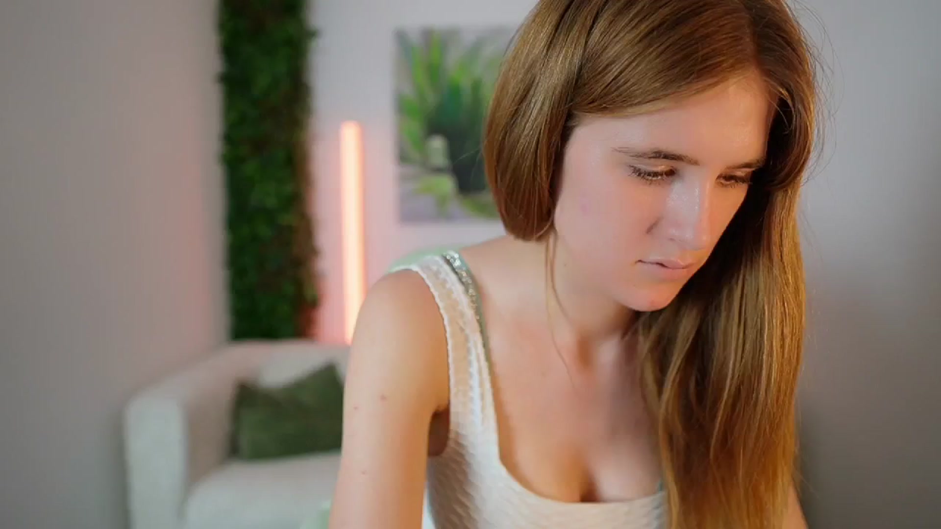 Gallery image thumbnail from Monika_Dee's myfreecams stream on, 07/30/2024, 18:59 image 8 of 20