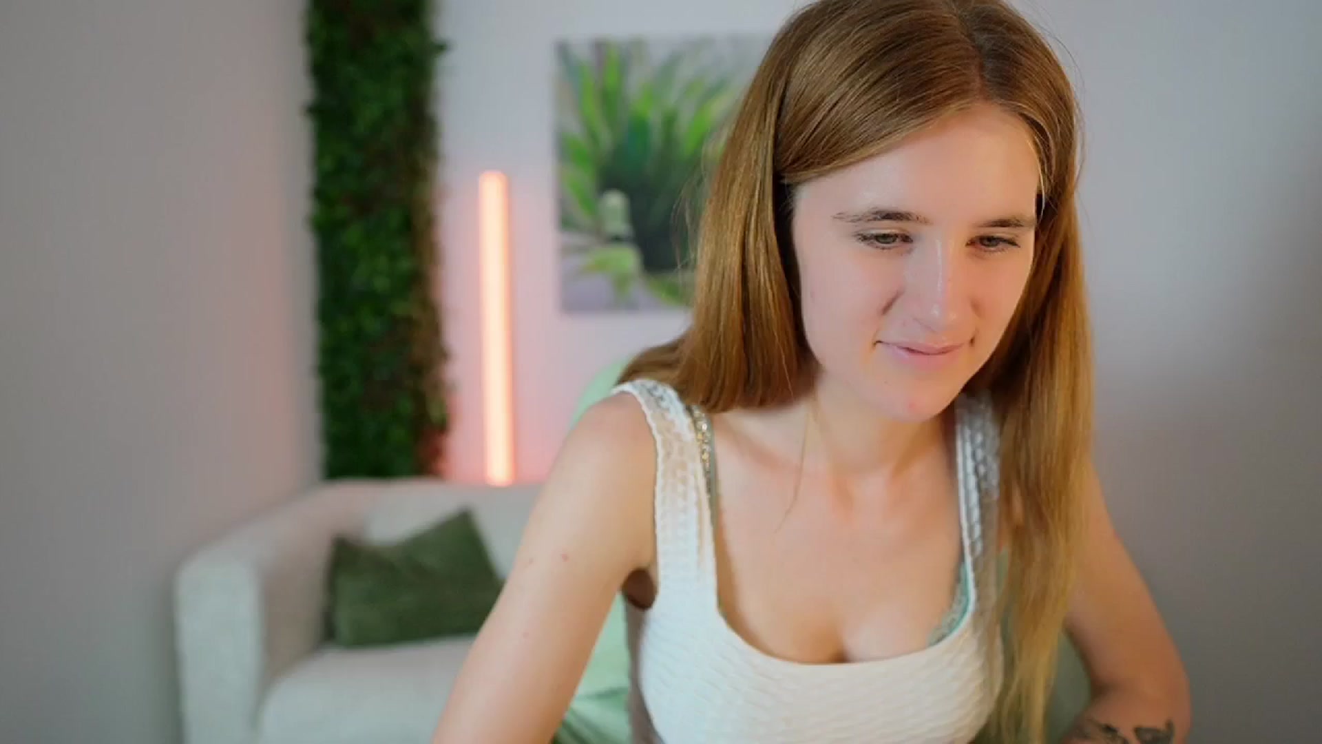 Gallery image thumbnail from Monika_Dee's myfreecams stream on, 07/30/2024, 18:59 image 13 of 20