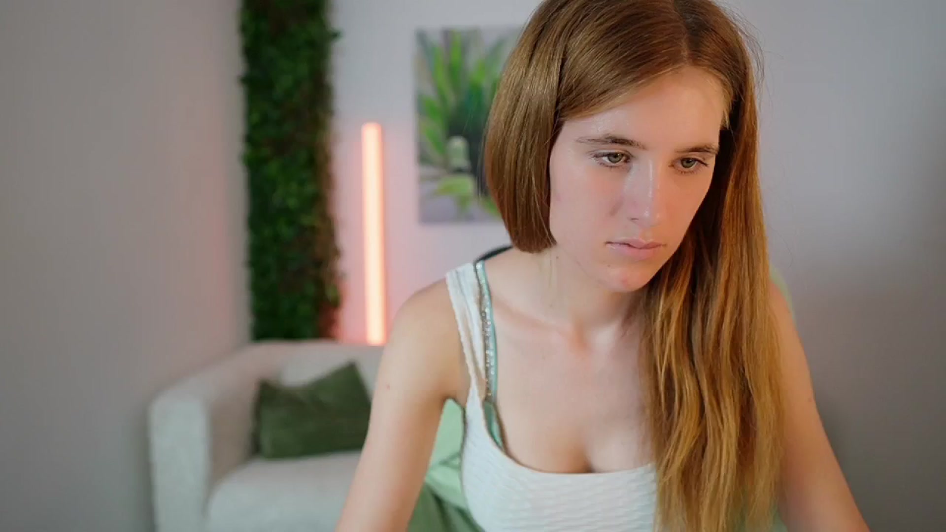 Gallery image thumbnail from Monika_Dee's myfreecams stream on, 07/30/2024, 19:43 image 15 of 20