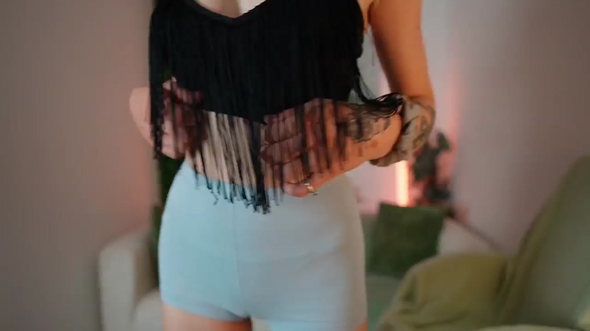Gallery image thumbnail from Monika_Dee's myfreecams stream on, 08/14/2024, 13:16 image 17 of 20