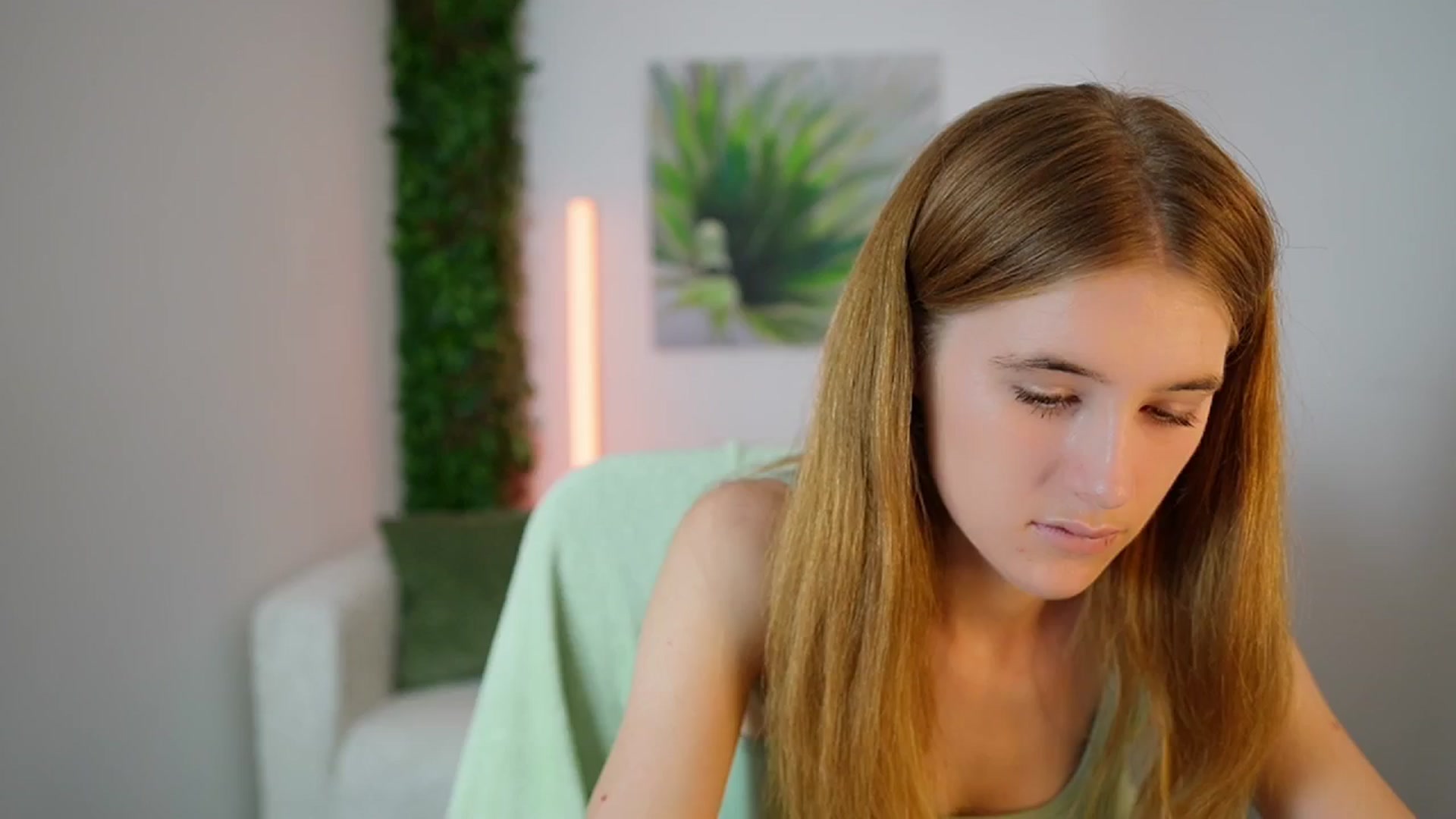 Gallery image thumbnail from Monika_Dee's myfreecams stream on, 08/21/2024, 16:52 image 4 of 20