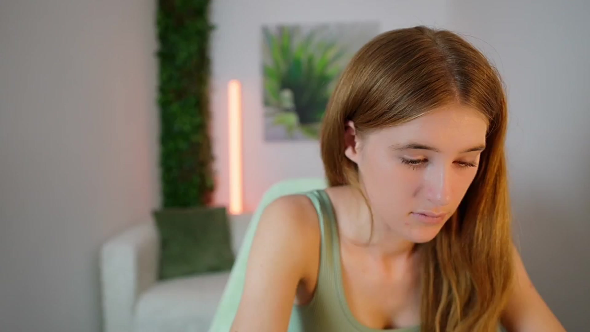 Gallery image thumbnail from Monika_Dee's myfreecams stream on, 08/21/2024, 16:52 image 10 of 20