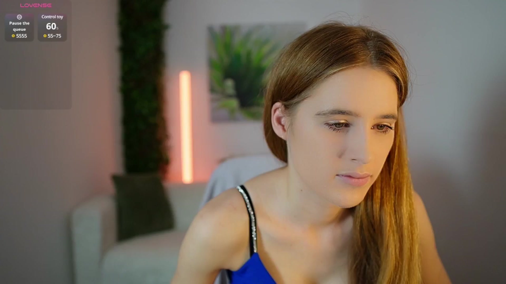 Gallery image thumbnail from Monika_Dee's myfreecams stream on, 10/10/2024, 14:31 image 10 of 20