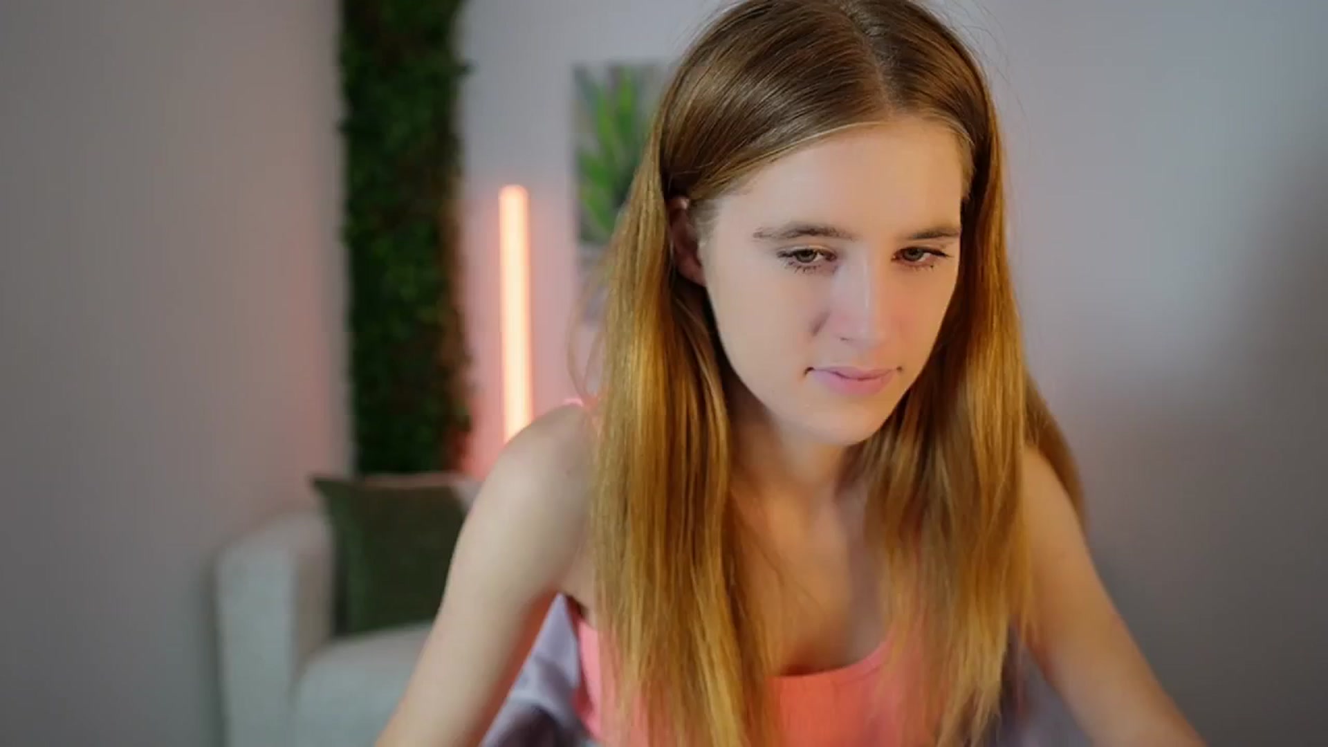Gallery image thumbnail from Monika_Dee's myfreecams stream on, 10/18/2024, 24:09 image 5 of 20