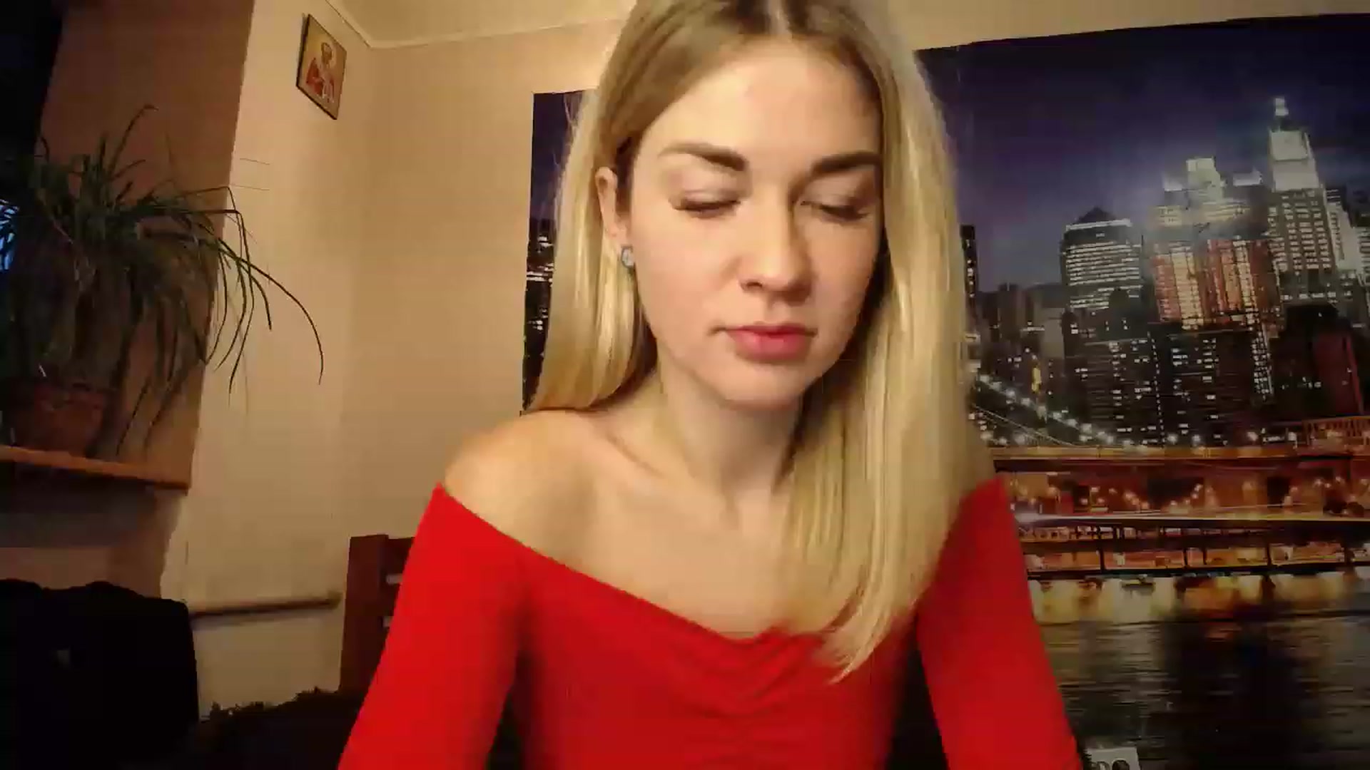 Gallery image thumbnail from Monika_Silver's myfreecams stream on, 12/08/2022, 14:27 image 1 of 20