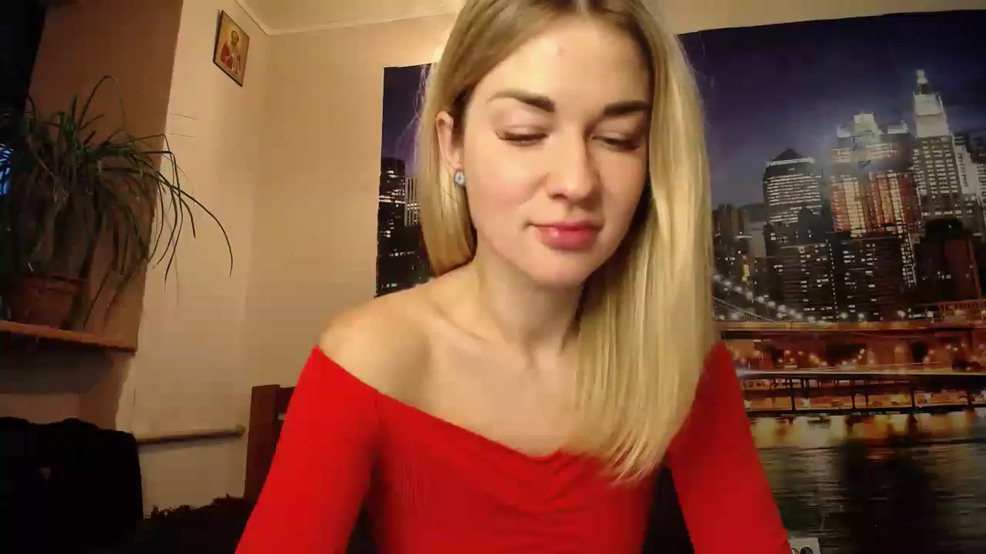 Gallery image thumbnail from Monika_Silver's myfreecams stream on, 12/08/2022, 14:27 image 2 of 20