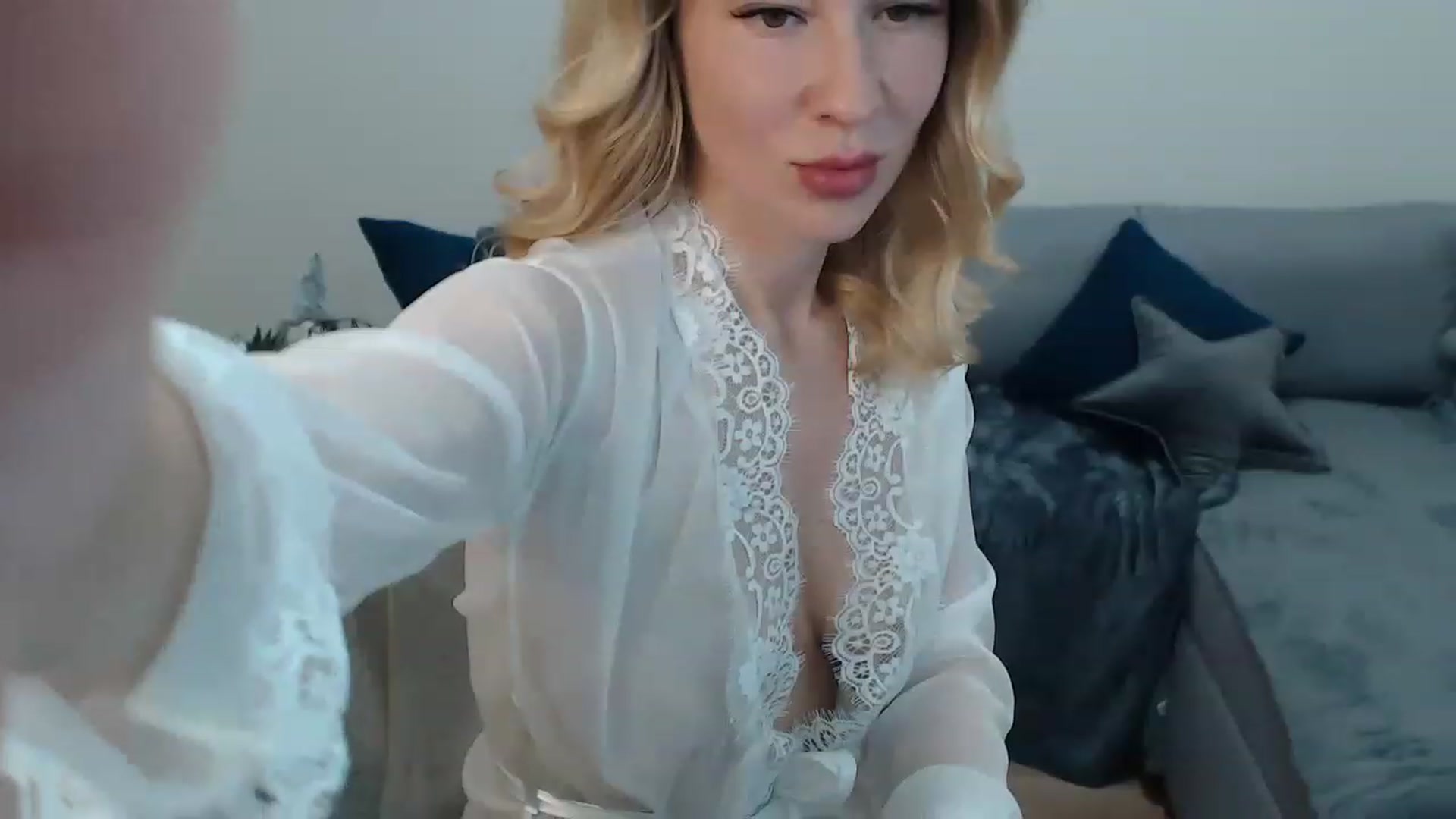 Gallery image thumbnail from Monika_Silver's myfreecams stream on, 12/23/2022, 15:43 image 3 of 20