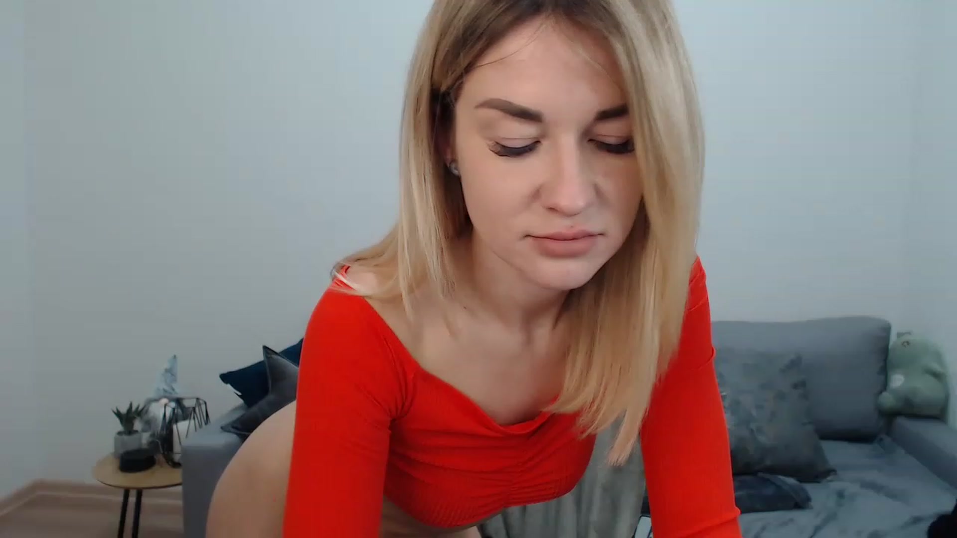 Gallery image thumbnail from Monika_Silver's myfreecams stream on, 12/27/2022, 14:18 image 10 of 20