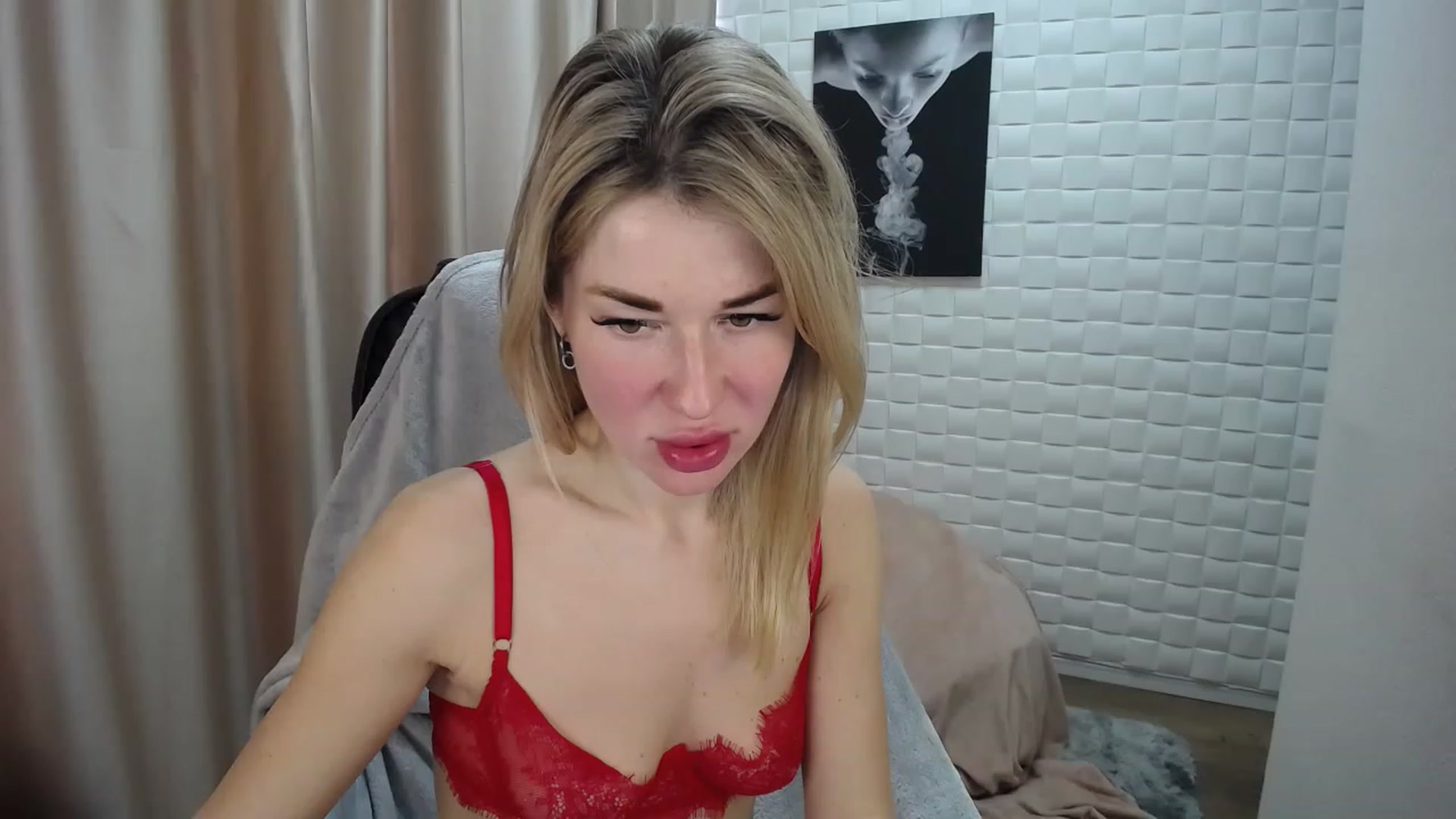 Gallery image thumbnail from Monika_Silver's myfreecams stream on, 02/22/2023, 12:31 image 3 of 20