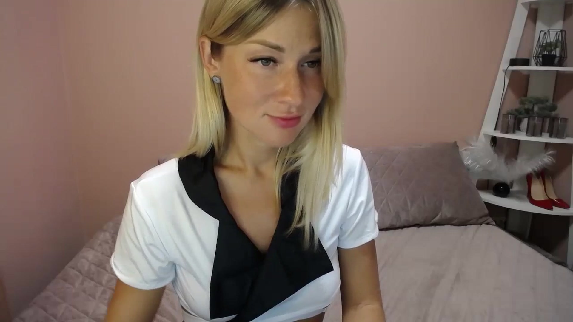 Gallery image thumbnail from Monika_Silver's myfreecams stream on, 08/29/2023, 13:33 image 10 of 20