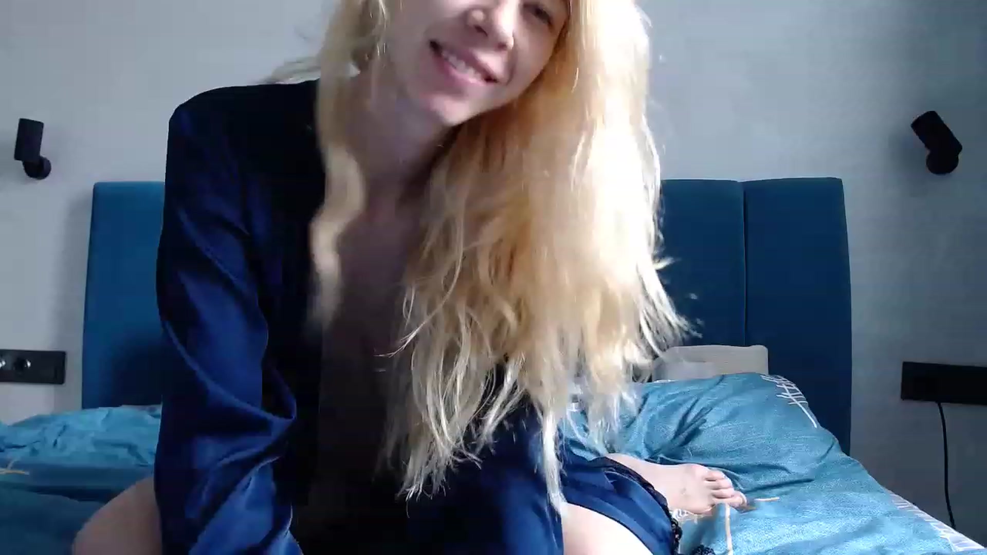Gallery image thumbnail from Monika_lucci's myfreecams stream on, 06/11/2023, 13:15 image 14 of 20