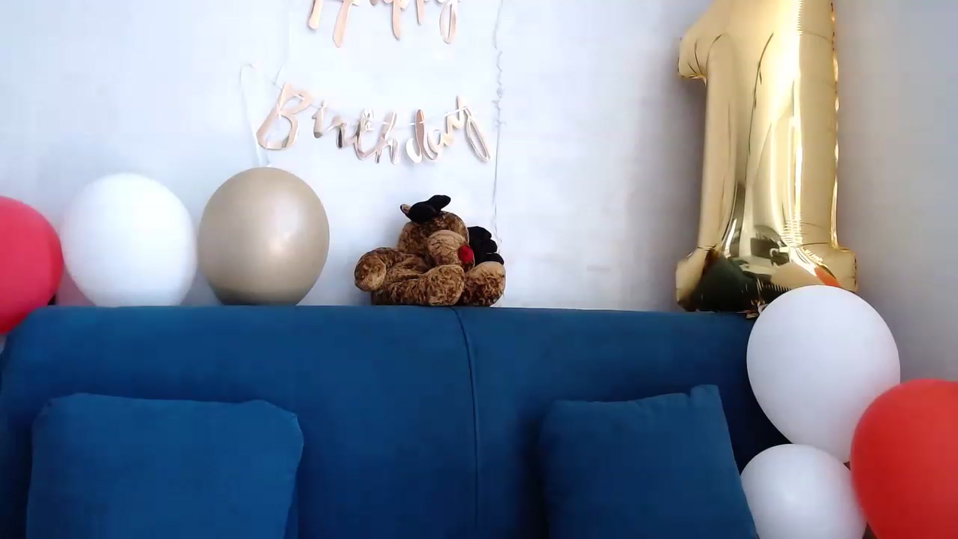 Gallery image thumbnail from Monika_lucci's myfreecams stream on, 06/12/2023, 13:05 image 7 of 20