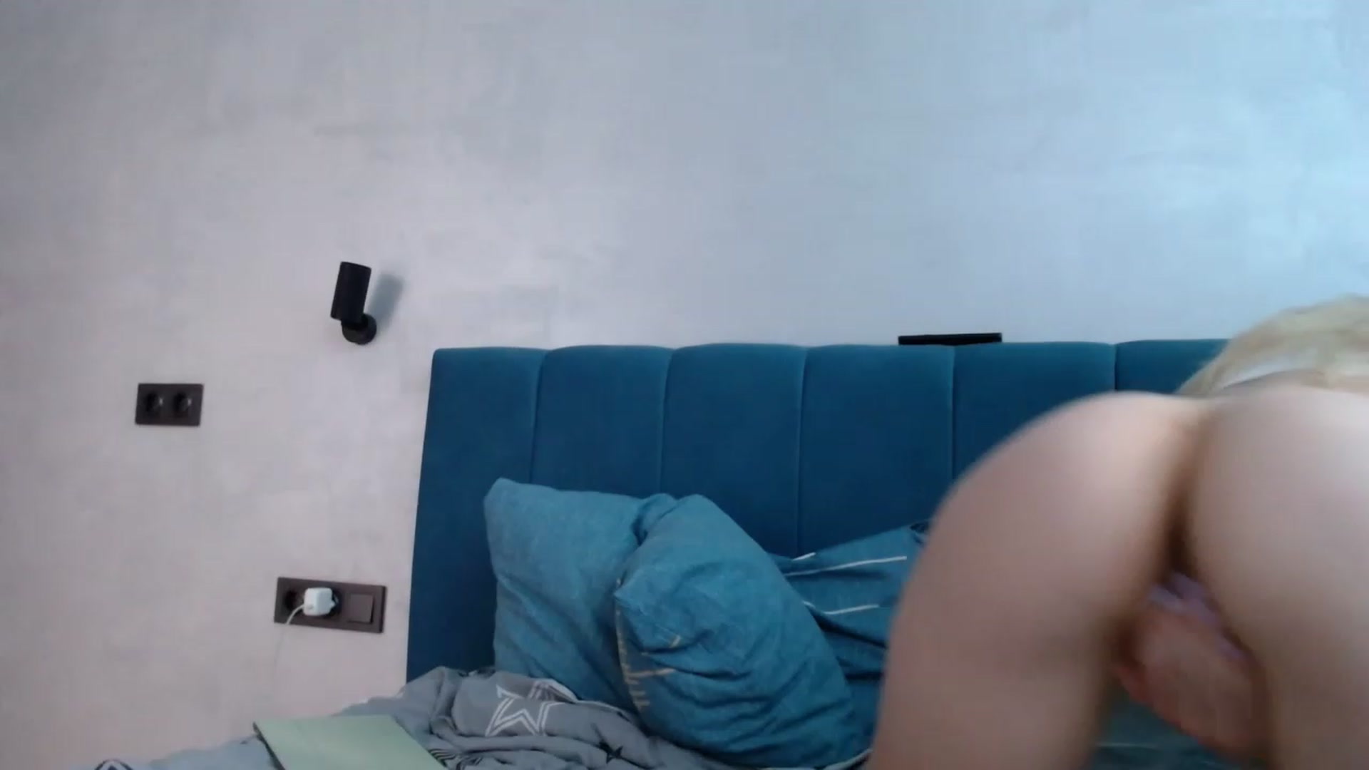 Gallery image thumbnail from Monika_lucci's myfreecams stream on, 06/17/2023, 14:51 image 12 of 20