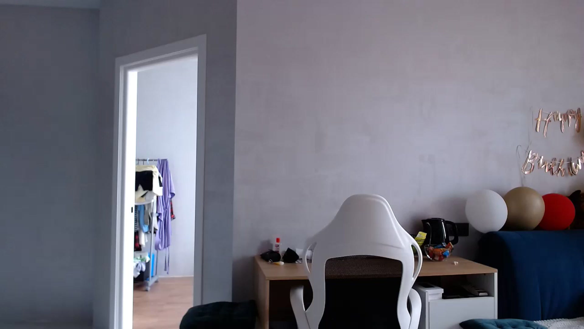 Gallery image thumbnail from Monika_lucci's myfreecams stream on, 06/19/2023, 12:29 image 3 of 20