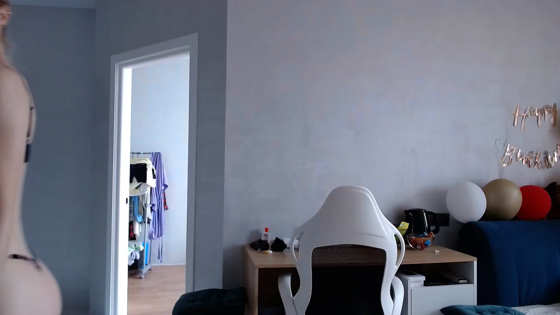 Gallery image thumbnail from Monika_lucci's myfreecams stream on, 06/19/2023, 12:29 image 5 of 20