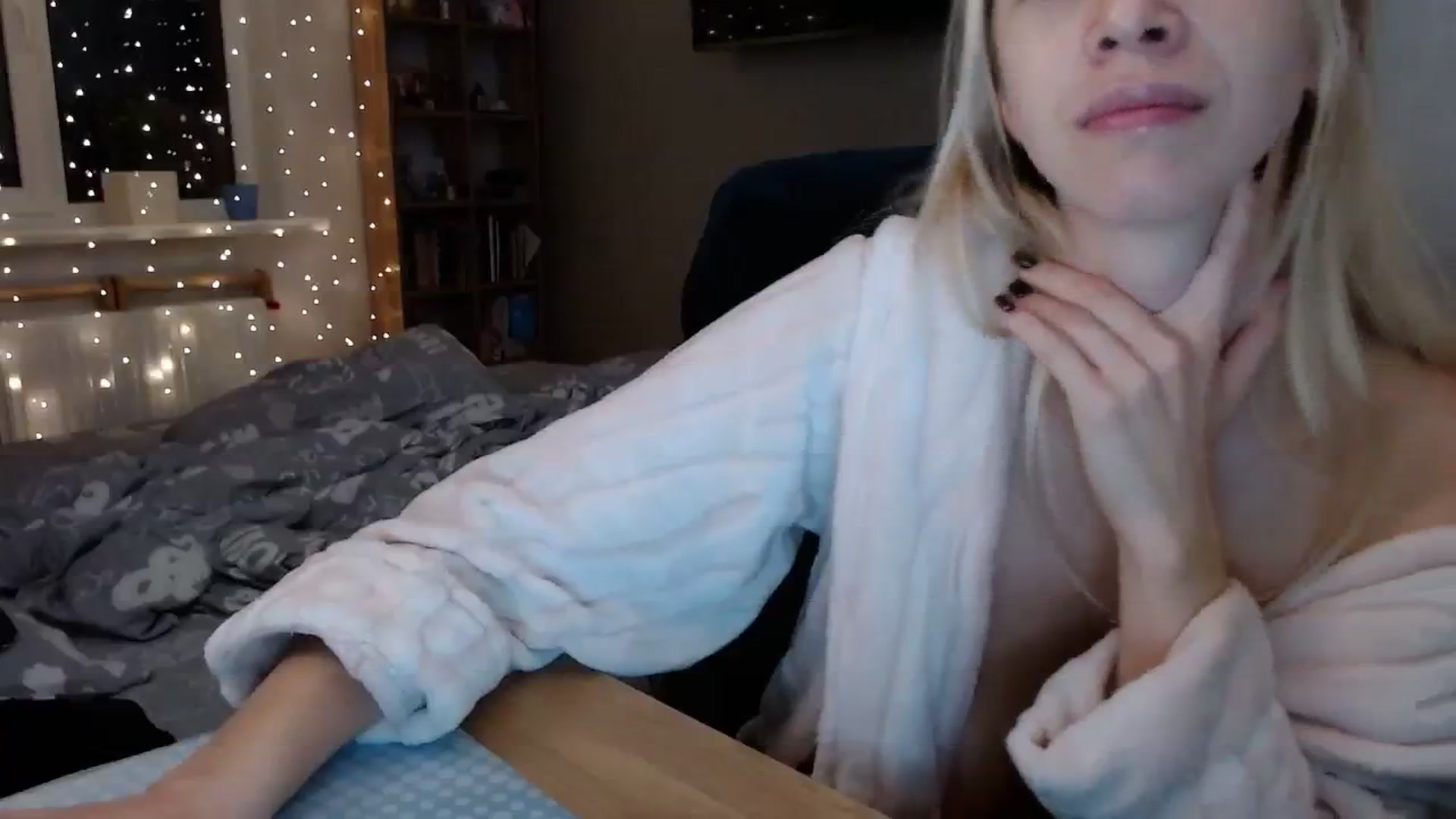Gallery image thumbnail from Monika_lucci's myfreecams stream on, 11/16/2023, 17:48 image 20 of 20