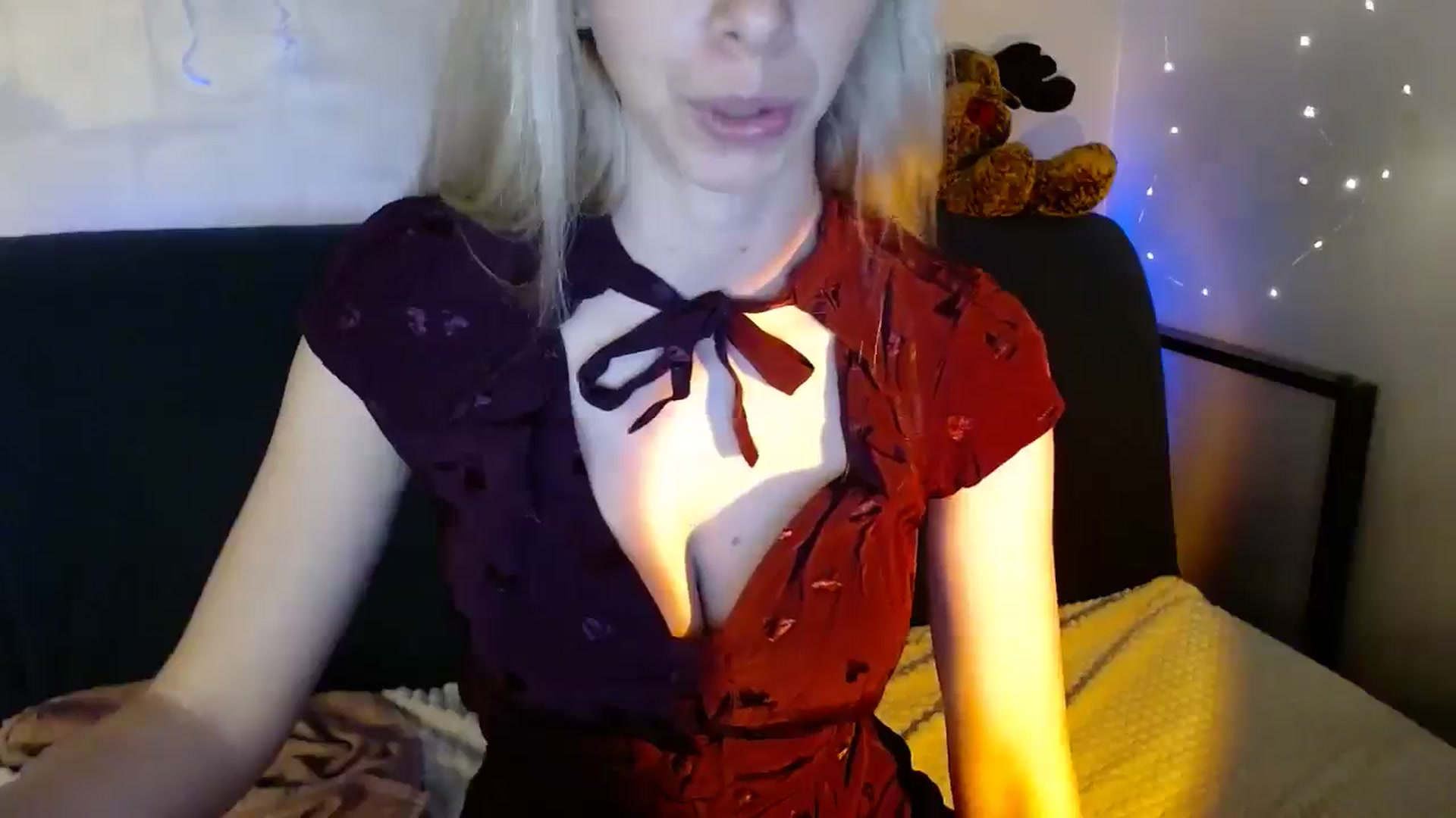 Gallery image thumbnail from Monika_lucci's myfreecams stream on, 05/18/2024, 17:49 image 9 of 20