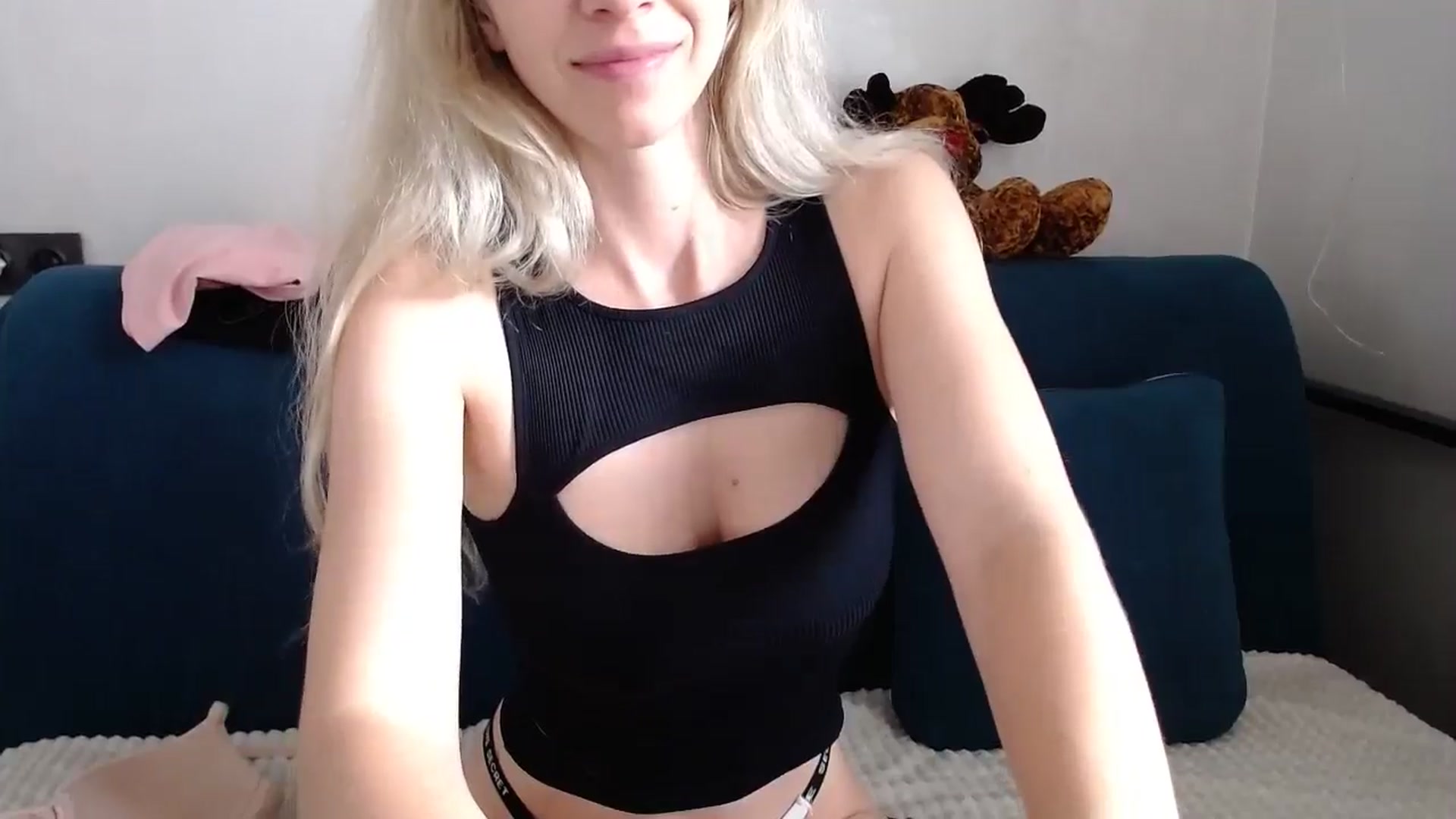 Gallery image thumbnail from Monika_lucci's myfreecams stream on, 06/14/2024, 14:26 image 3 of 20