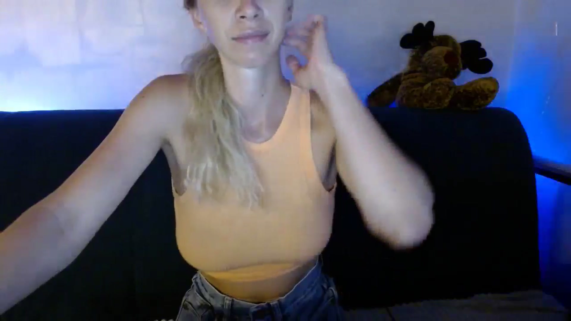 Gallery image thumbnail from Monika_lucci's myfreecams stream on, 07/16/2024, 17:58 image 20 of 20
