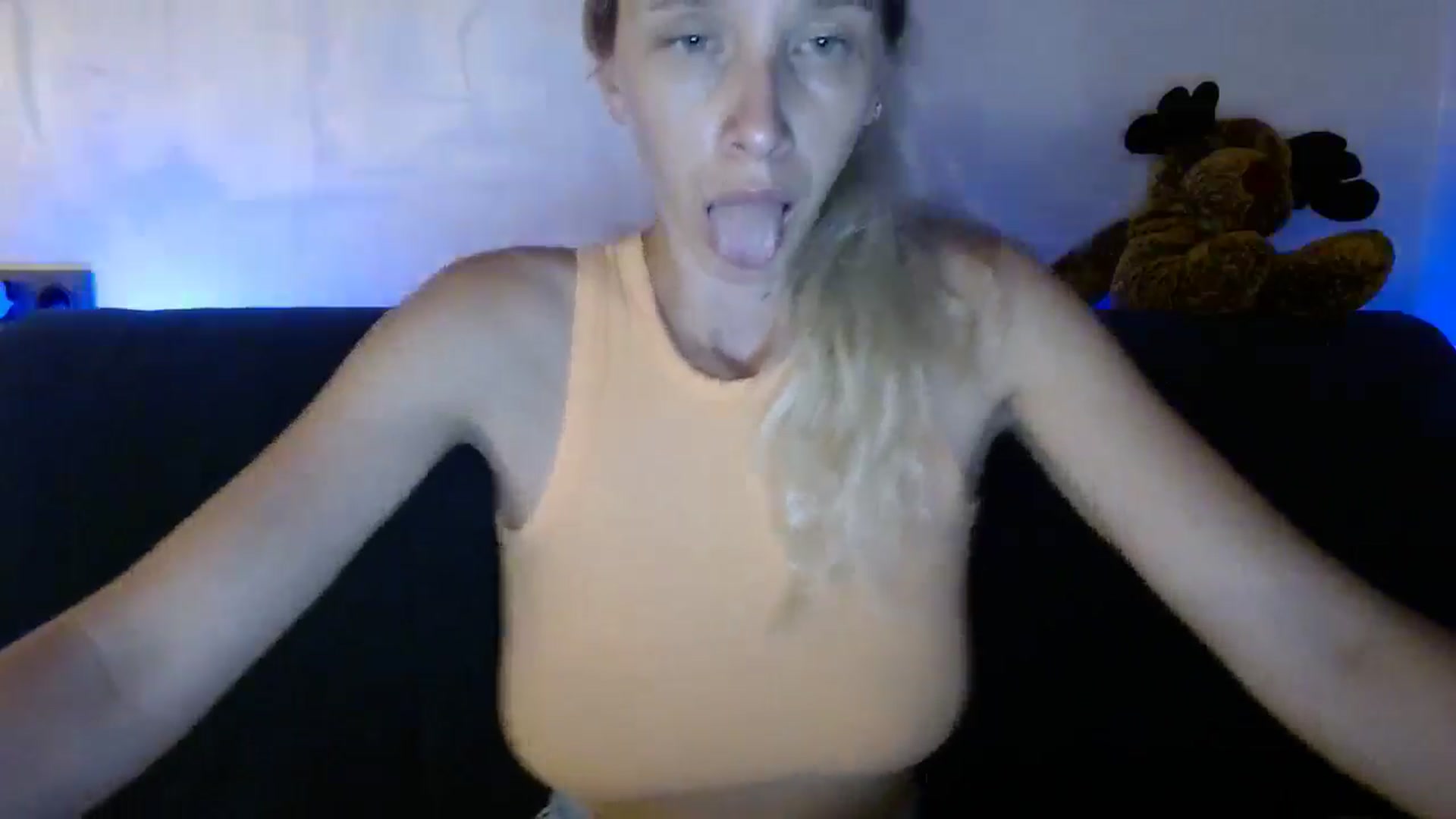 Gallery image thumbnail from Monika_lucci's myfreecams stream on, 07/16/2024, 18:55 image 6 of 20