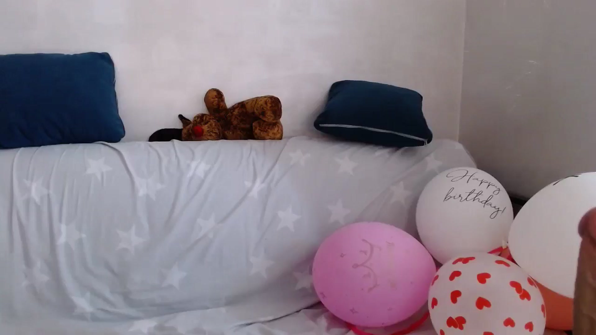 Gallery image thumbnail from Monika_lucci's myfreecams stream on, 08/09/2024, 14:32 image 9 of 20