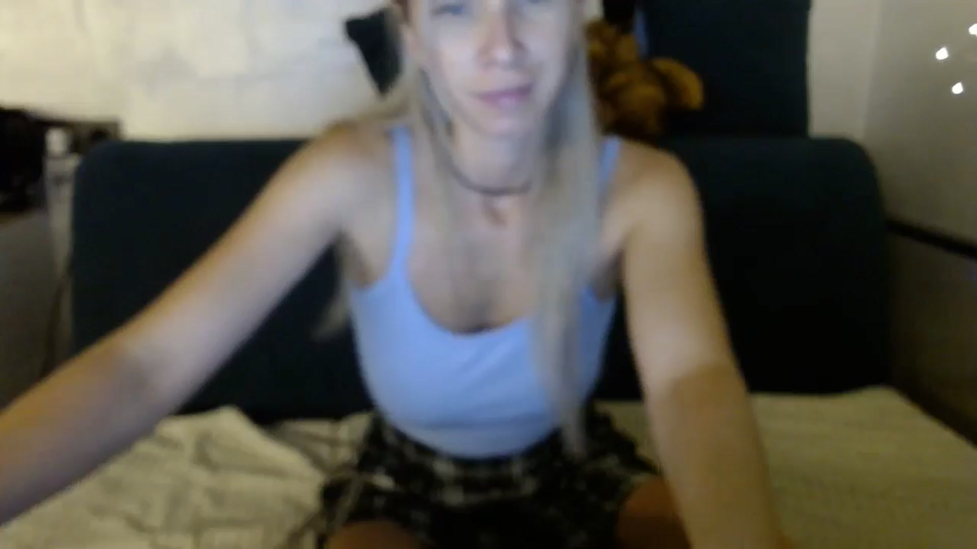 Gallery image thumbnail from Monika_lucci's myfreecams stream on, 08/17/2024, 18:06 image 9 of 20