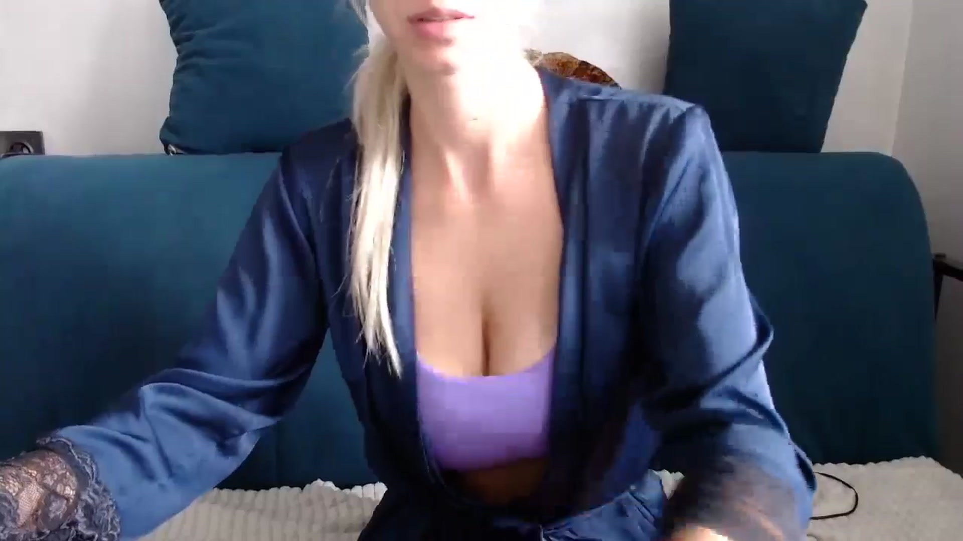 Gallery image thumbnail from Monika_lucci's myfreecams stream on, 09/04/2024, 09:22 image 6 of 20