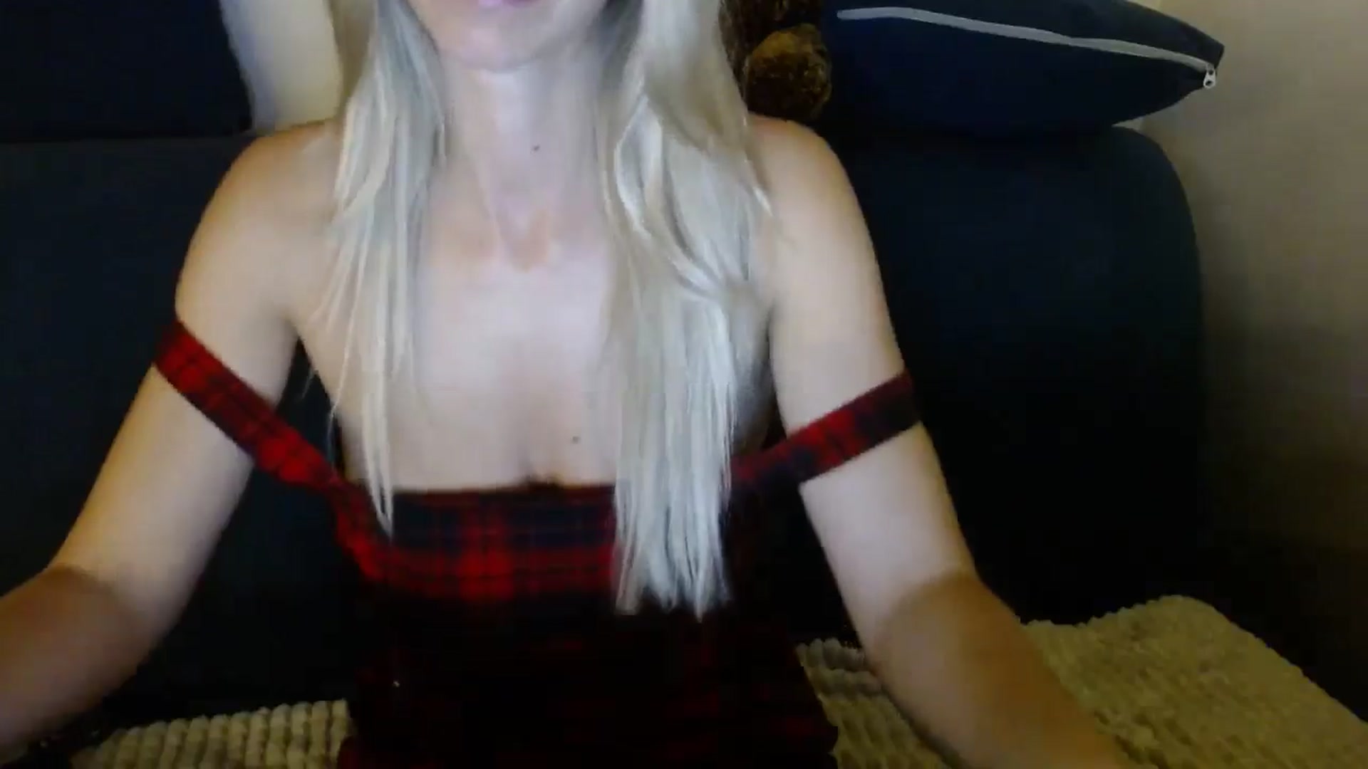 Gallery image thumbnail from Monika_lucci's myfreecams stream on, 10/01/2024, 19:16 image 8 of 20