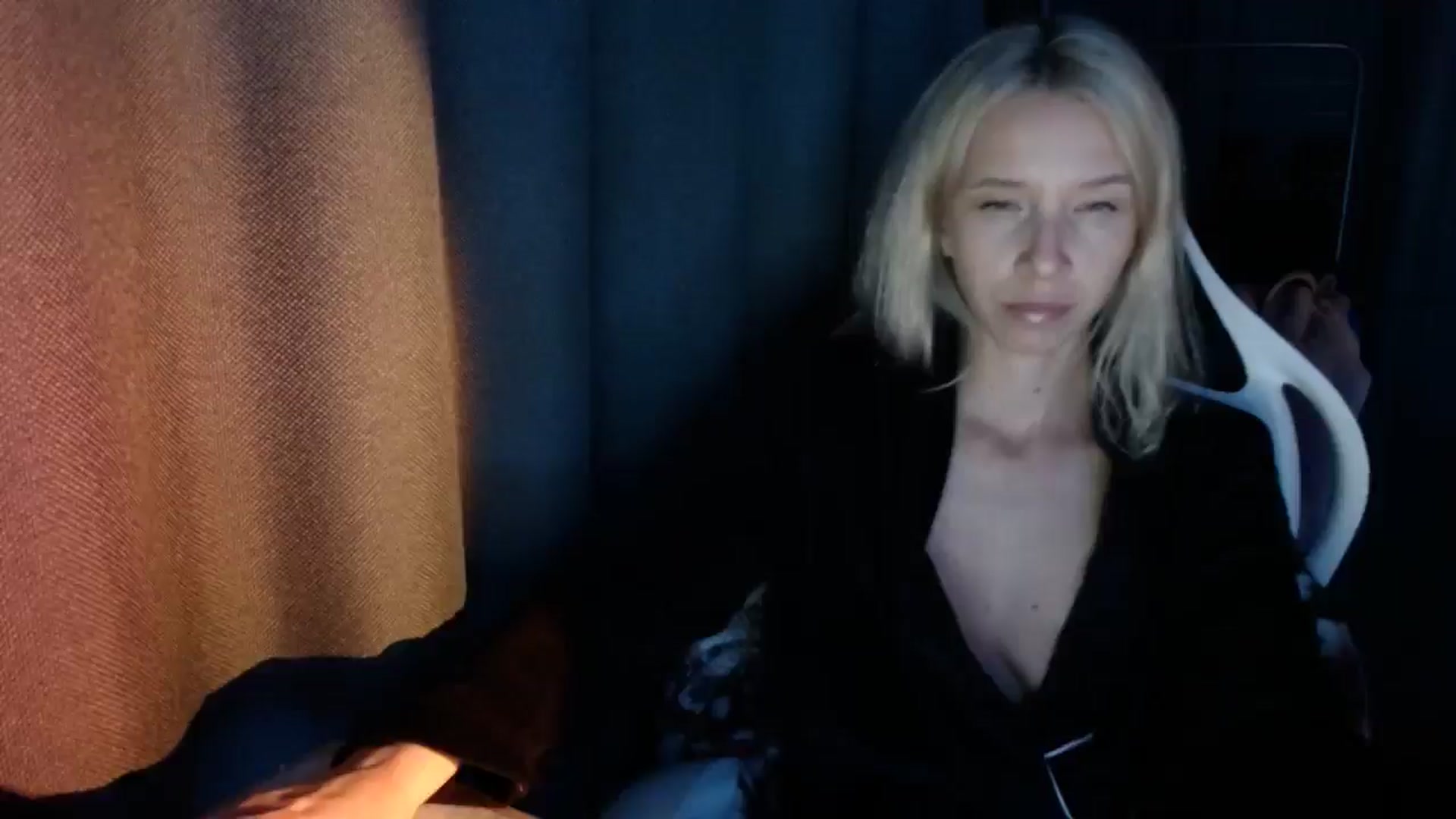 Gallery image thumbnail from Monika_lucci's myfreecams stream on, 10/08/2024, 18:39 image 2 of 20