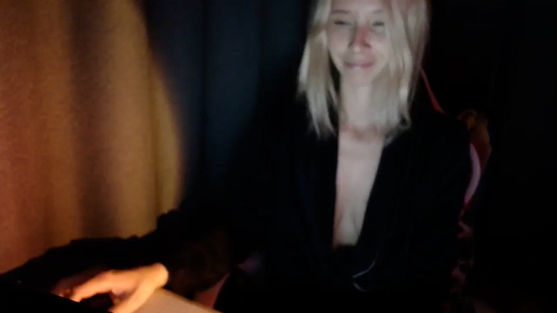 Gallery image thumbnail from Monika_lucci's myfreecams stream on, 10/08/2024, 18:39 image 14 of 20