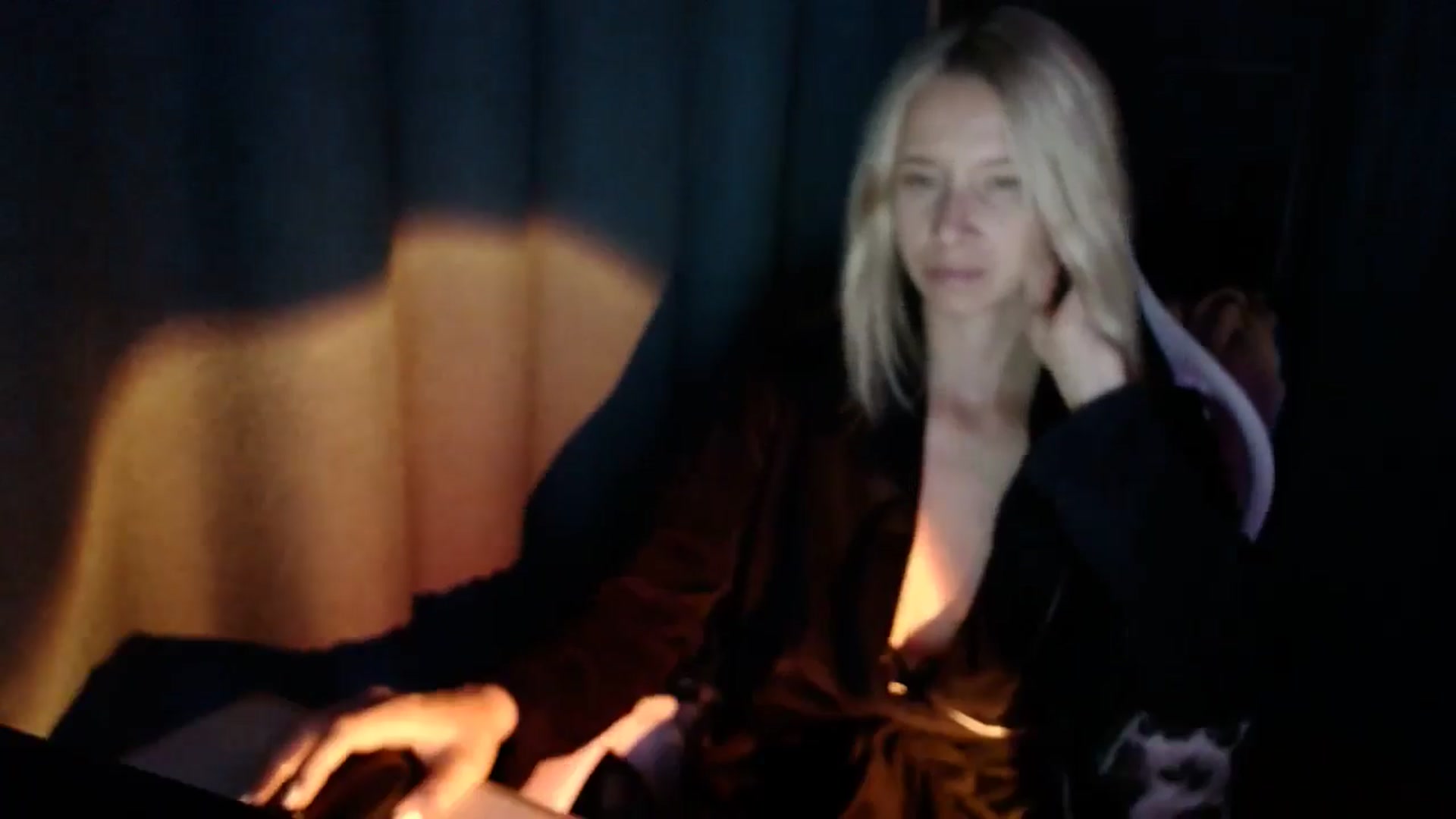 Gallery image thumbnail from Monika_lucci's myfreecams stream on, 10/08/2024, 18:39 image 19 of 20